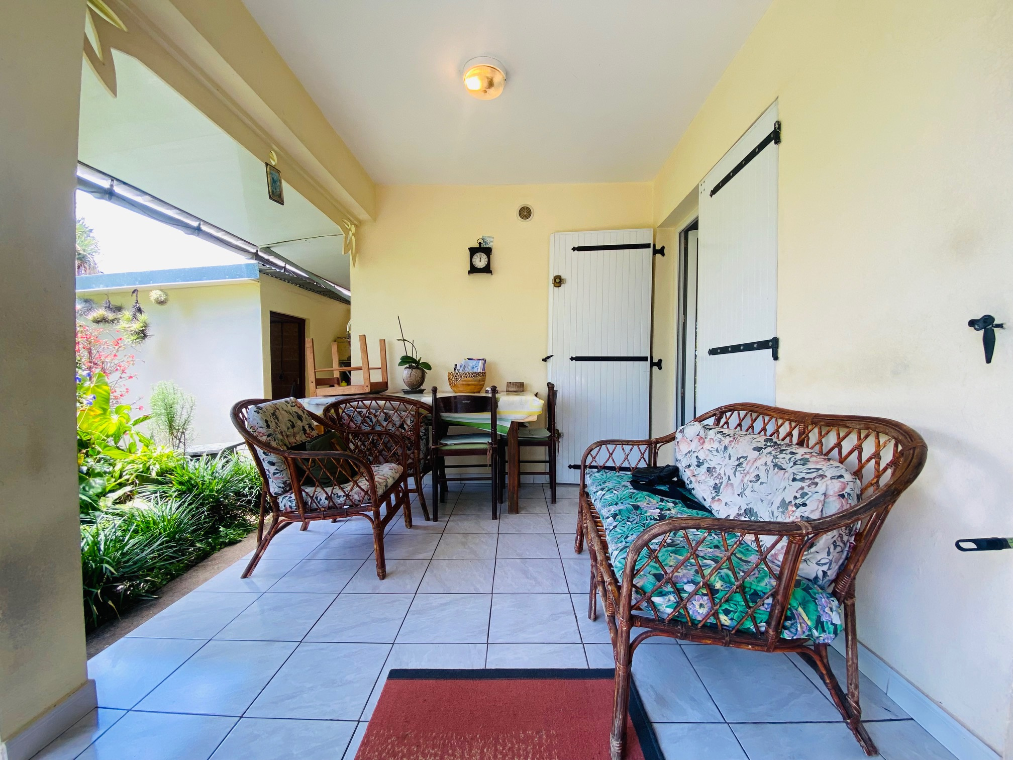 maison semi-individuelle T4 75m2 - 200m2 de terrain LA GRANDE MONTÉE