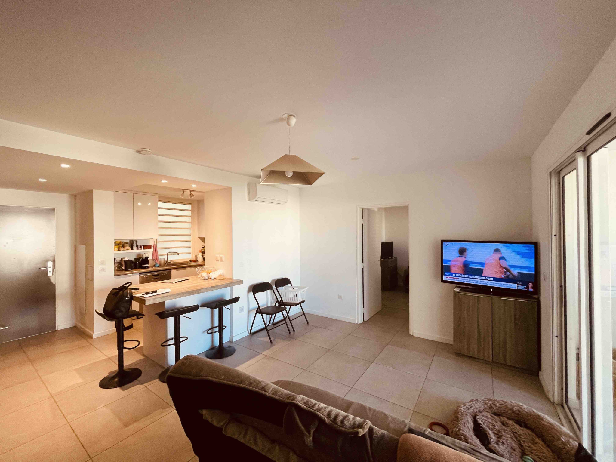 Appartement T4 dans résidence STANDING