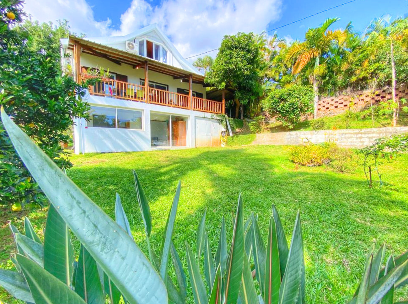 Maison T5 - LA MONTAGNE - Fond d'impasse - Fort potentiel