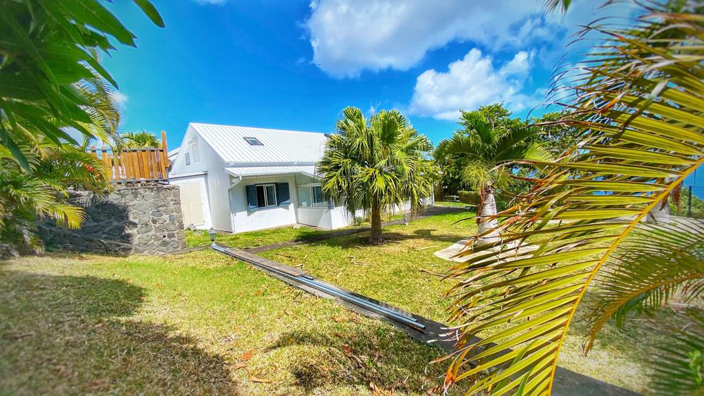 Villa T4-5 - LOTISSEMENT MACE - Vue Mer - 980m2 de terrain - EXCLUSIVITE