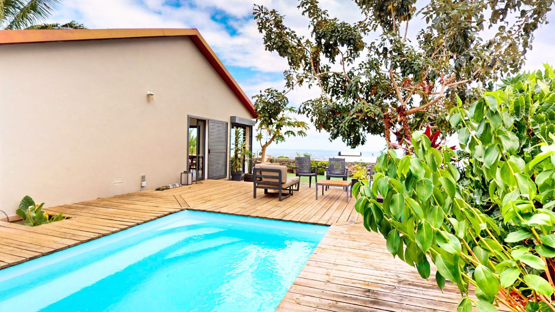 VILLA RENOVEE DE PLAIN PIED RARE SUR CE SECTEUR