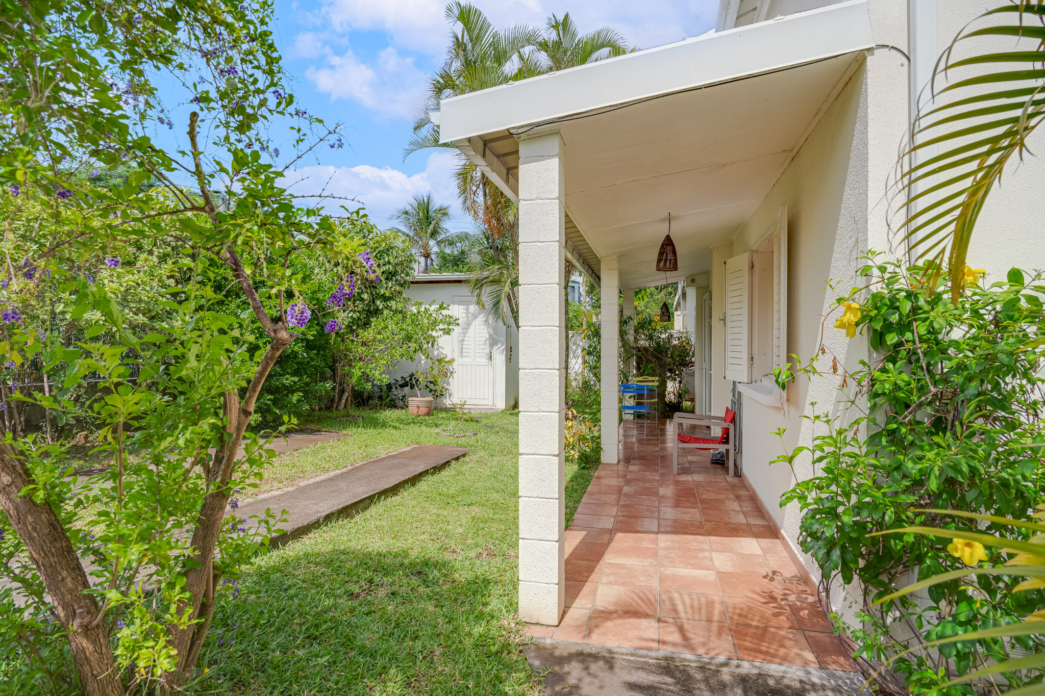 NOUVELLE OPPORTUNITE MAISON T6 AVEC PISCINE A LA POSSESSION