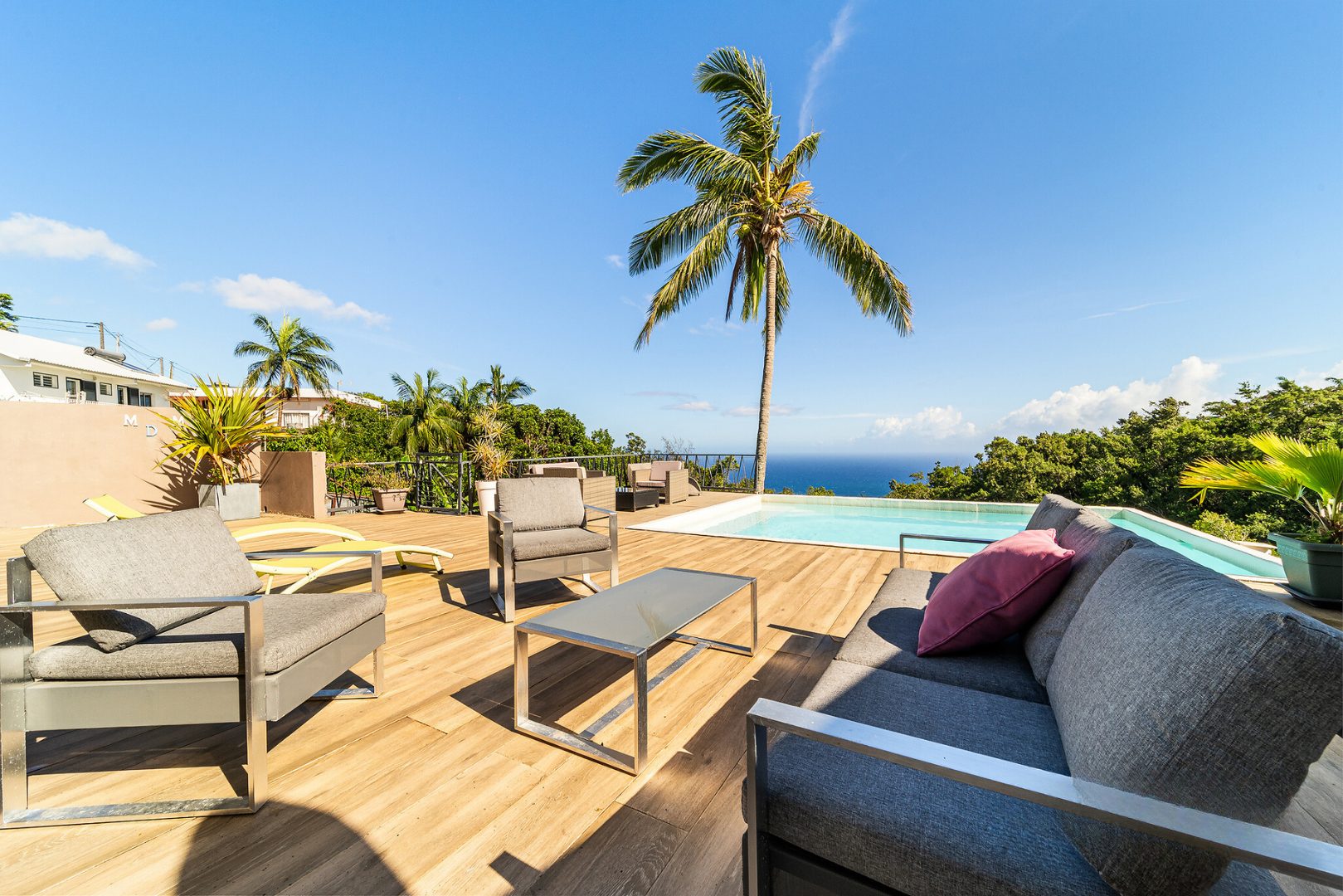 Villa T 6-7 - Vue mer exceptionnelle - LA MONTAGNE