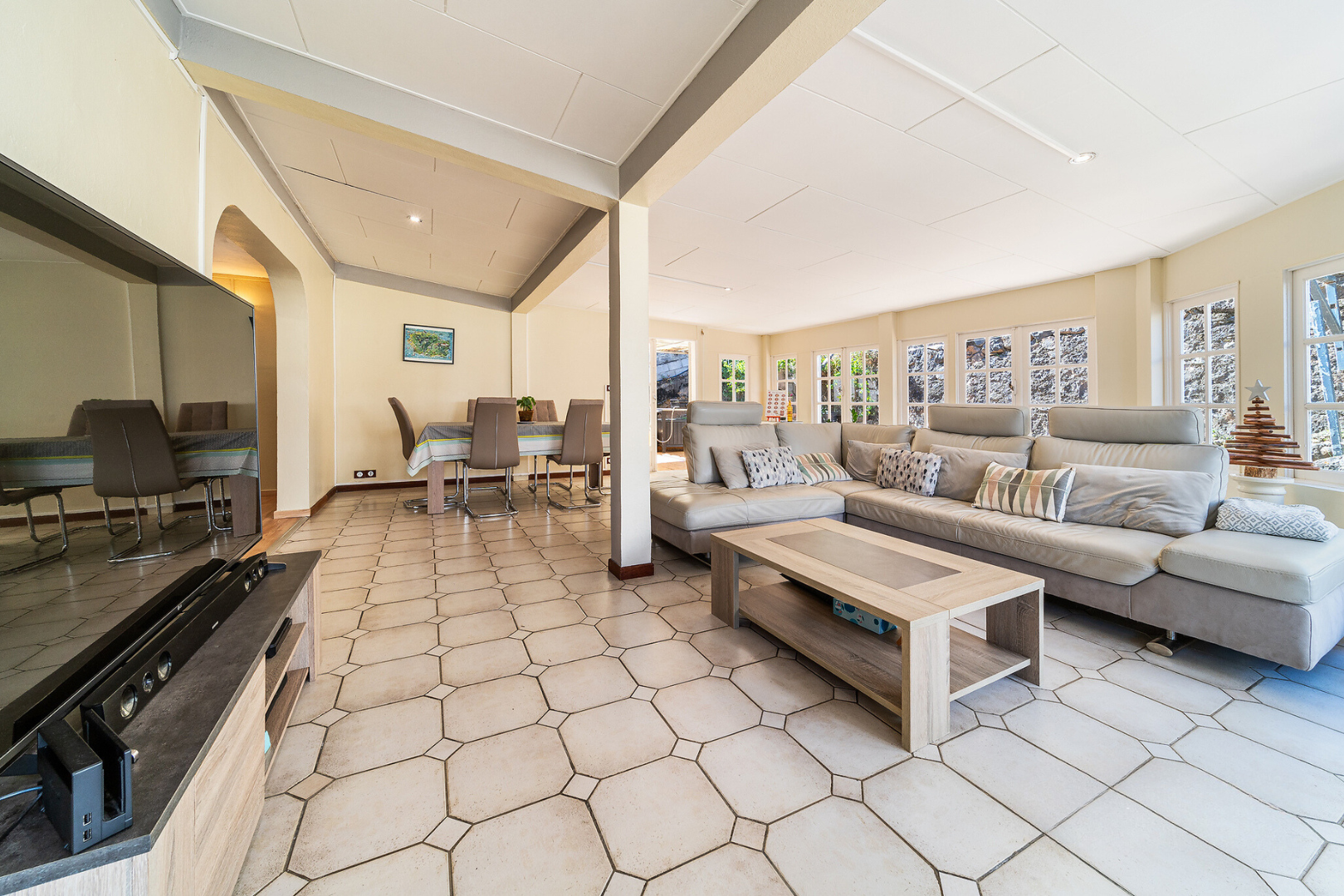 Villa T 6-7 - Vue mer exceptionnelle - LA MONTAGNE