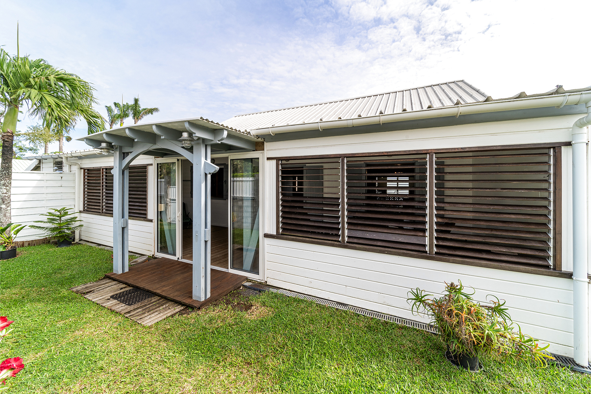 MAISON T5 + STUDIO -  Sainte Marie