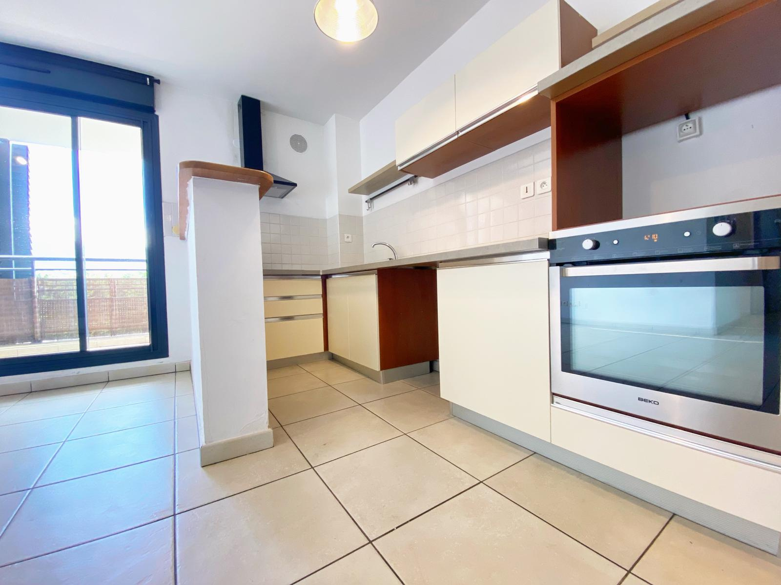 Appartement T3 - Vue mer et montagne - Libre