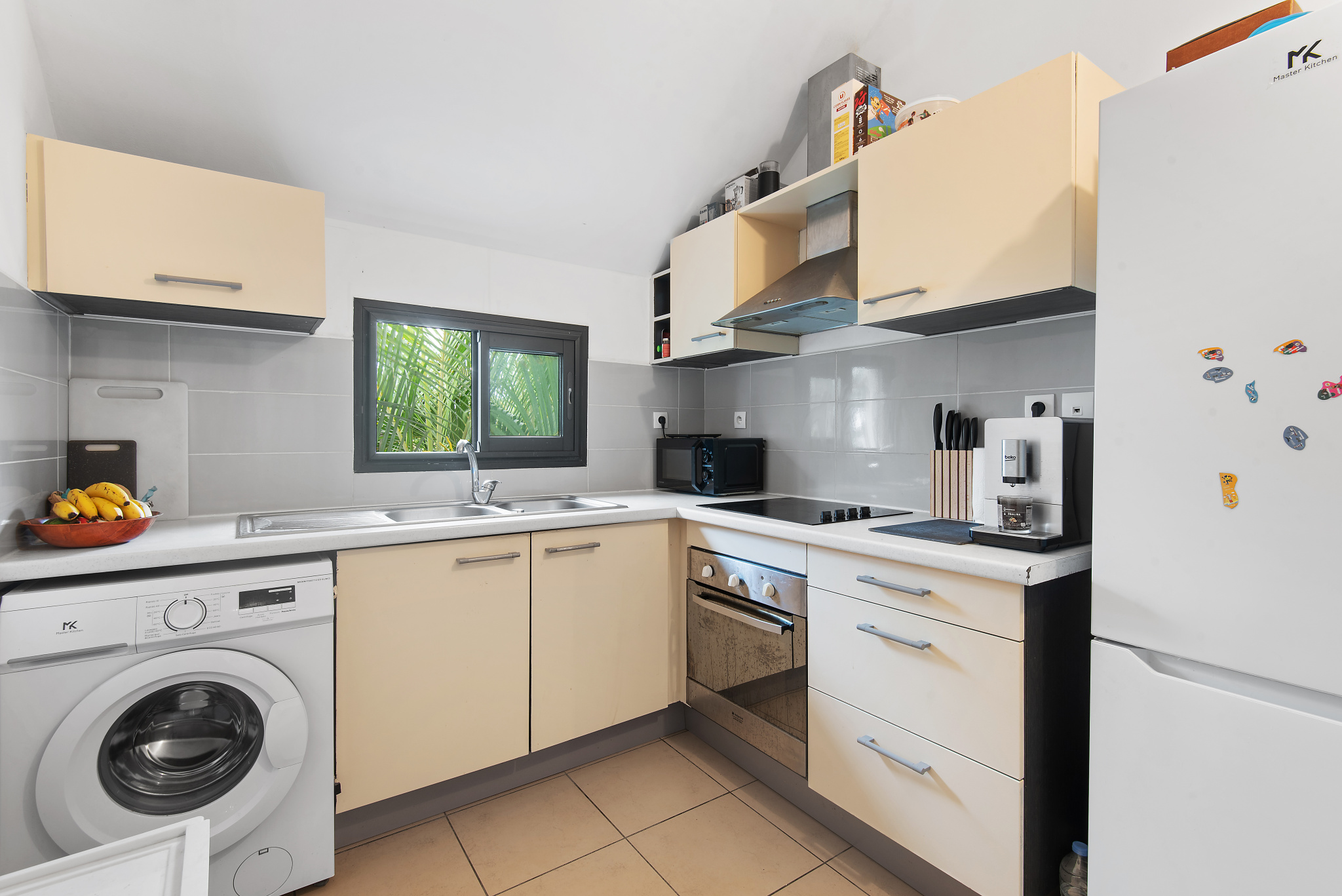 EXCLUSIF T3/4 EN DUPLEX AUX AVIRONS PROCHE DU LYCEE