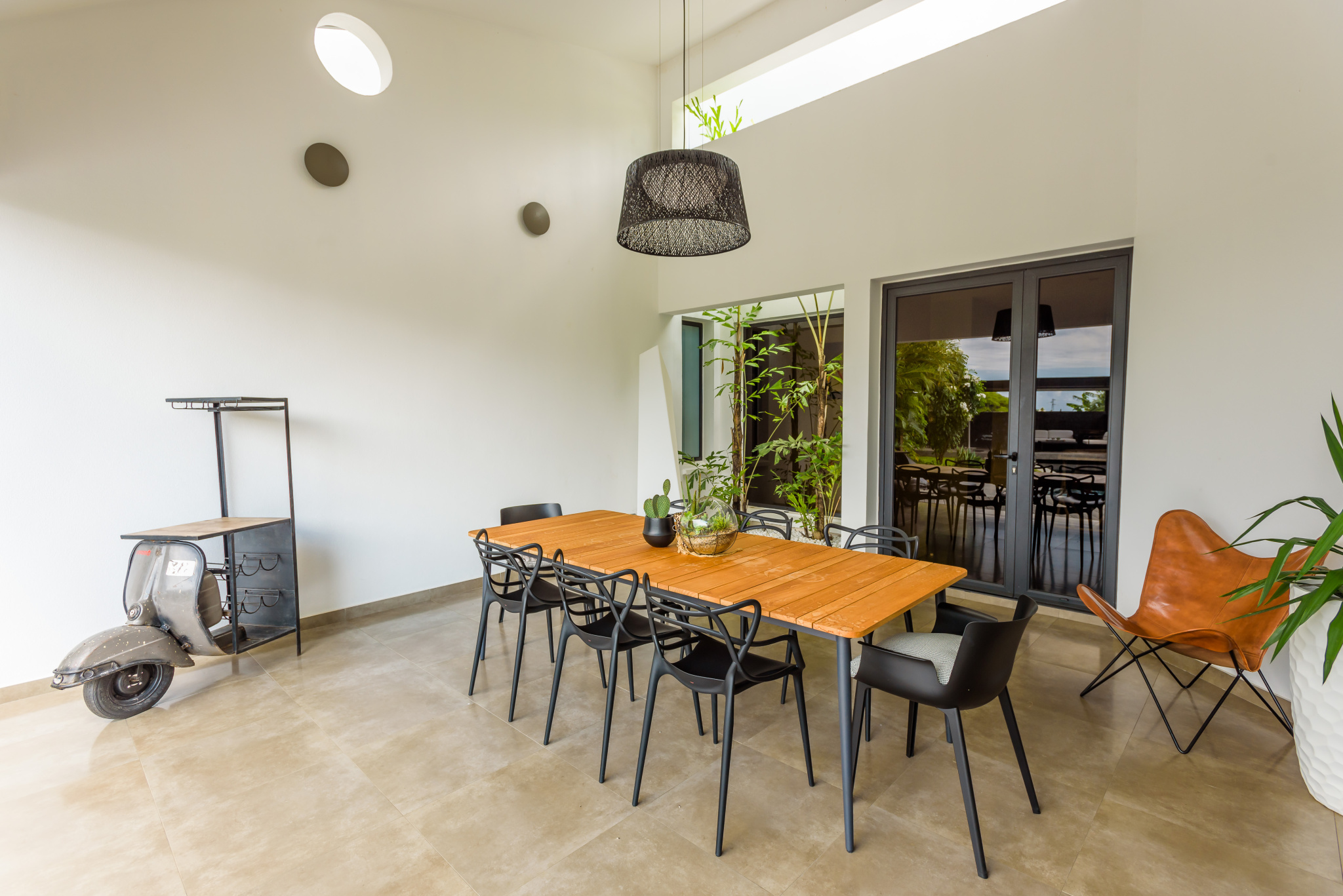 A LA POSSESSION VILLA T6 DE 144 m2 SECTEUR CHEMIN DES LATANIERS