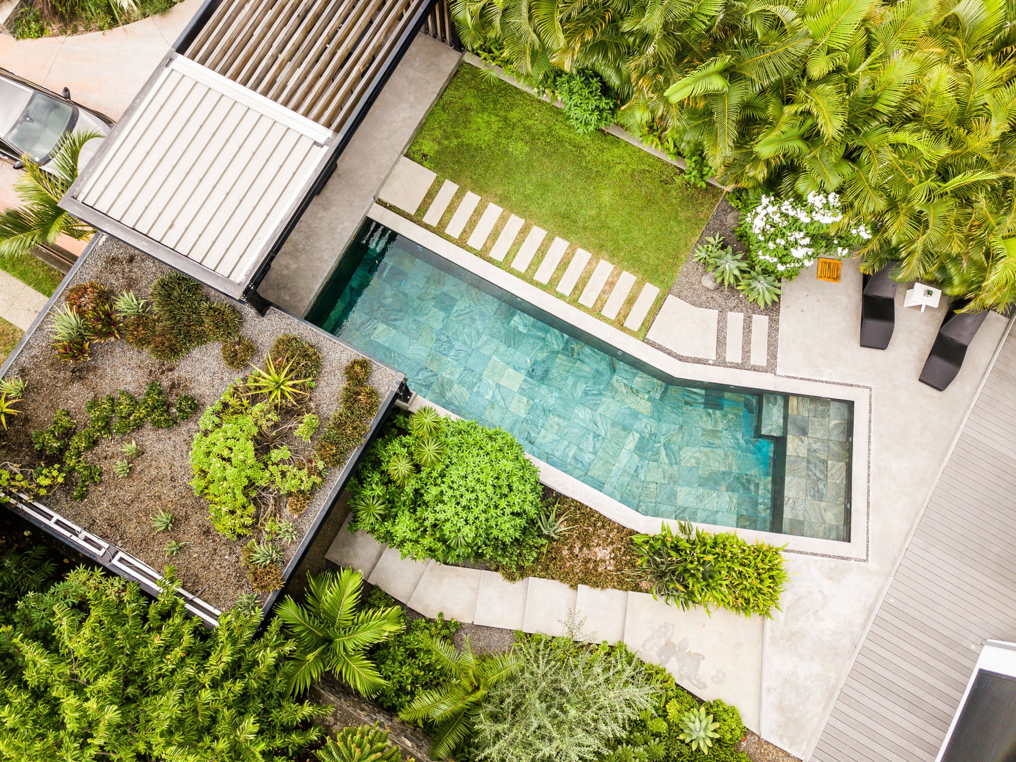 A LA POSSESSION VILLA T6 DE 144 m2 SECTEUR CHEMIN DES LATANIERS