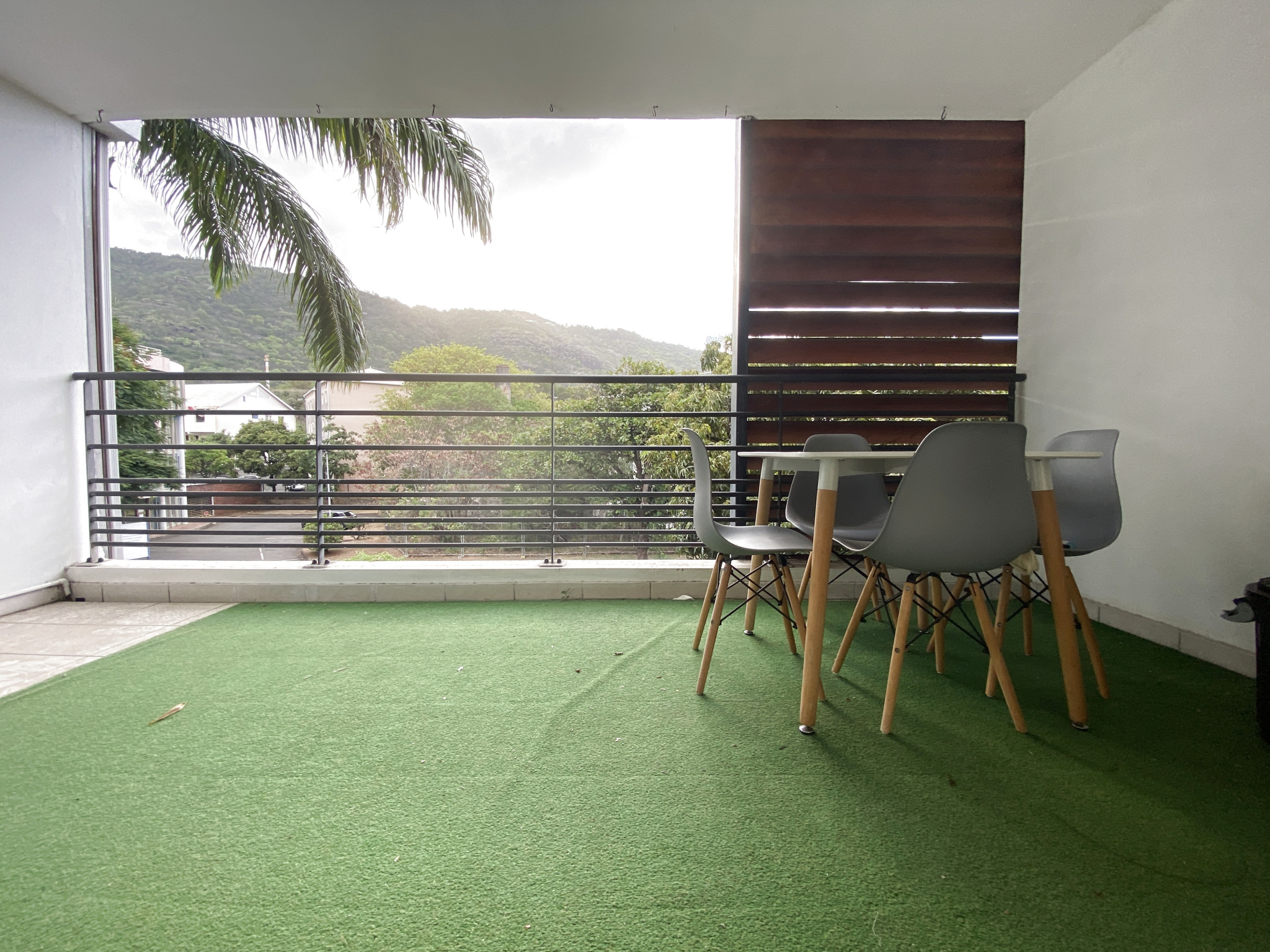 STUDIO RÉSIDENCE LES MARQUISES LOUÉ EN MEUBLÉ - ST DENIS (bas de la rivière)