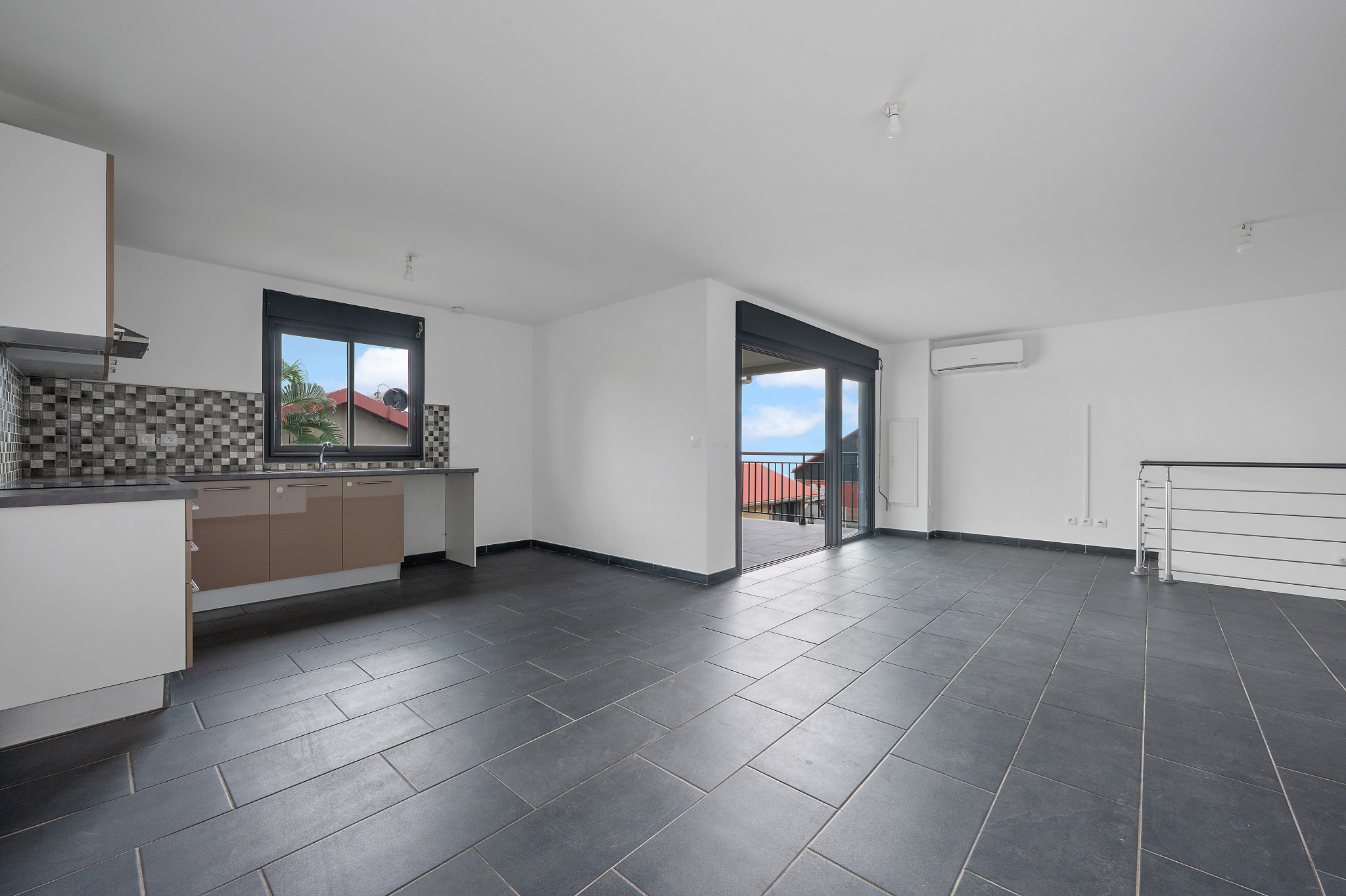 LA POSSESSION (RAVINE A MALHEUR) - VILLA T4 114m2 VUE MER