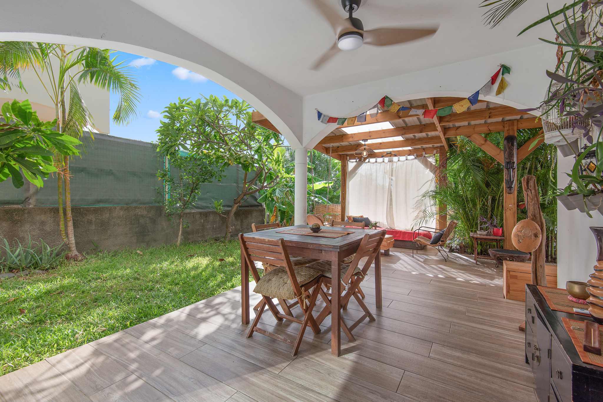 NOUVEAUTE A LA POSSESSION MAISON T5 3 CHAMBRES 1 BUREAU 109 M2 HAB