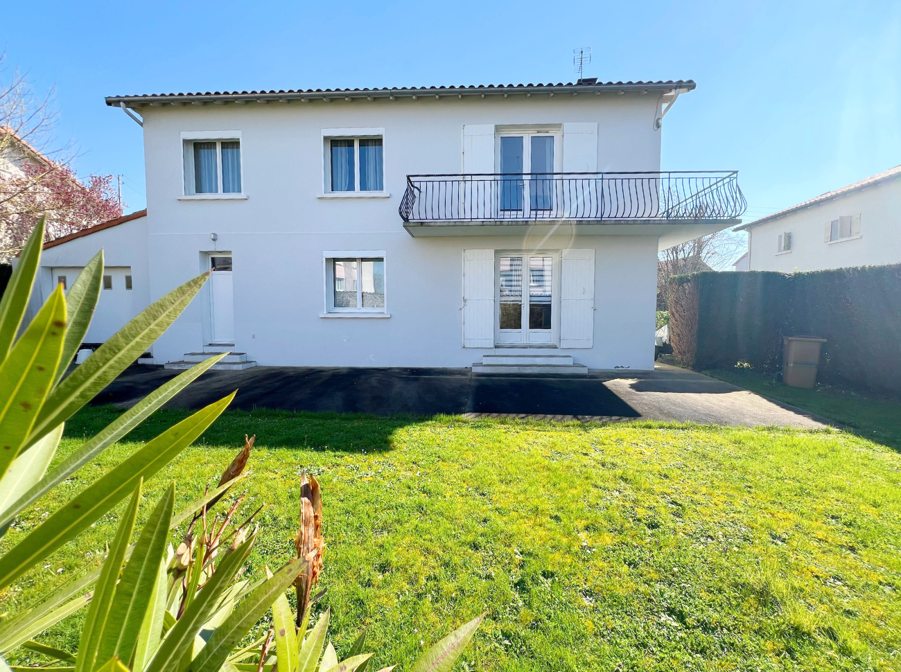 NIORT (CHAMPOMMIER) - Maison 5 pièces 155m2
