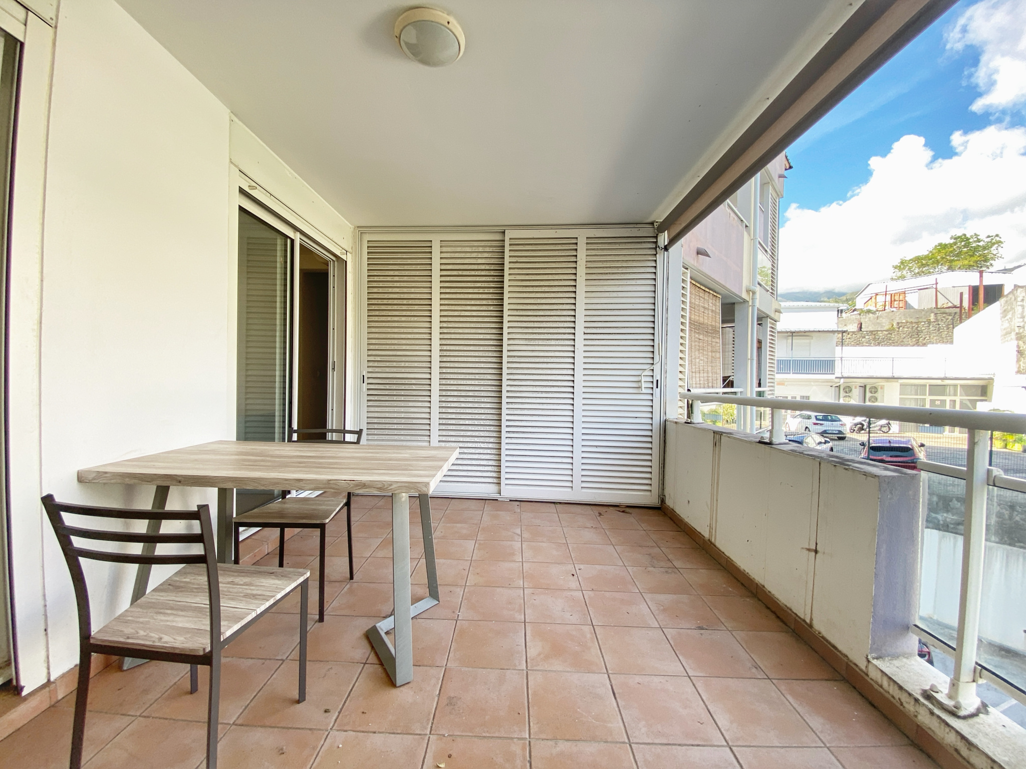 SAINT-DENIS (MONTGAILLARD) - Grand studio 30m2 loué