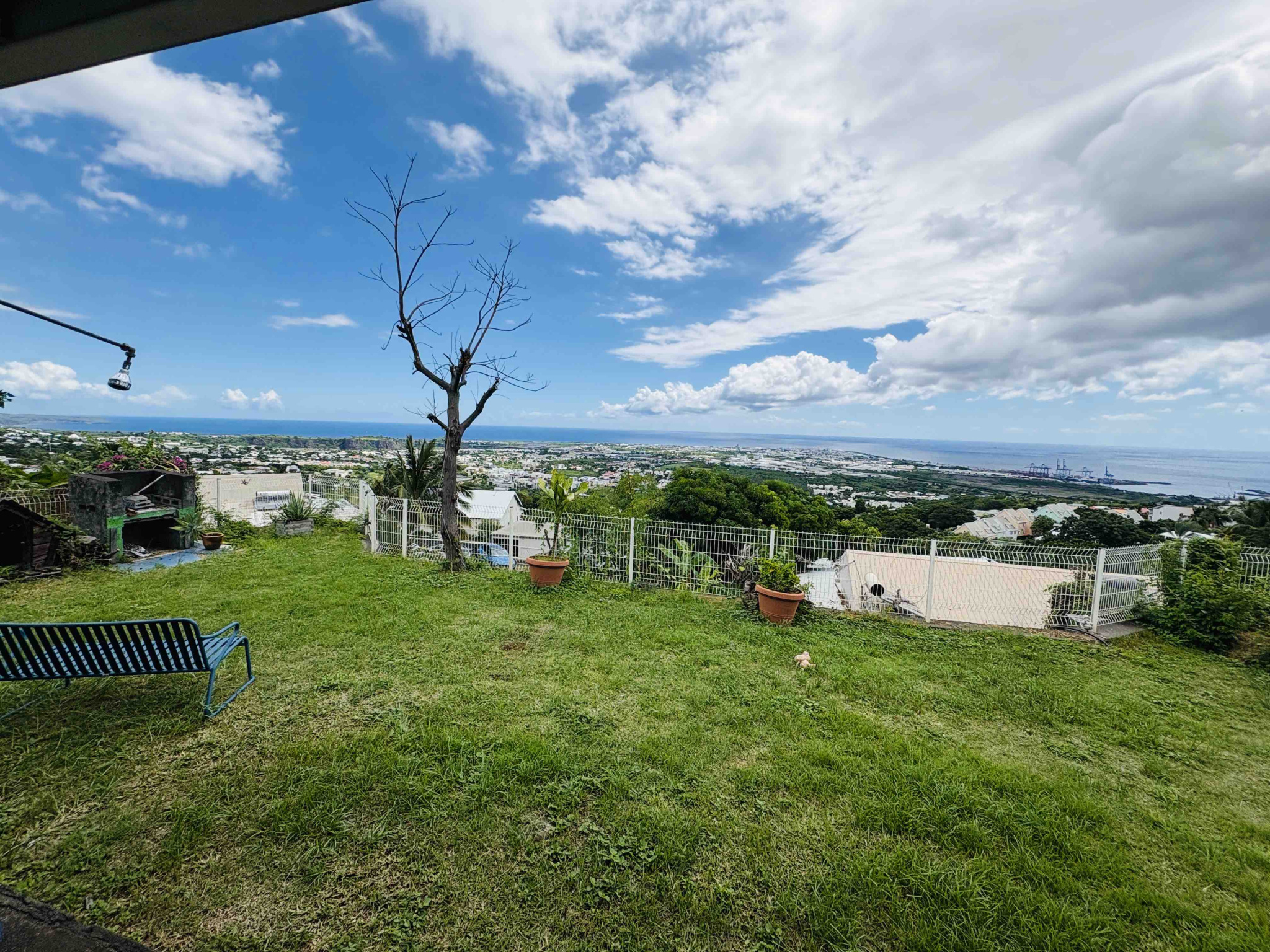 LA POSSESSION (SAINTE THERESE) - MAISON T5 VUE MER