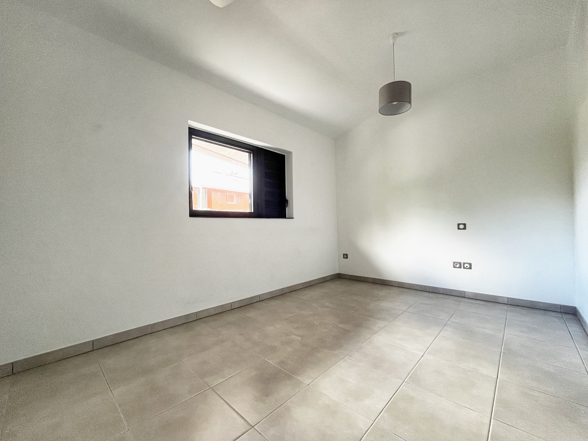 SAINTE-MARIE (BEAUSEJOUR) - LIBRE - T3 AVEC JARDIN ET 2 PARKINGS