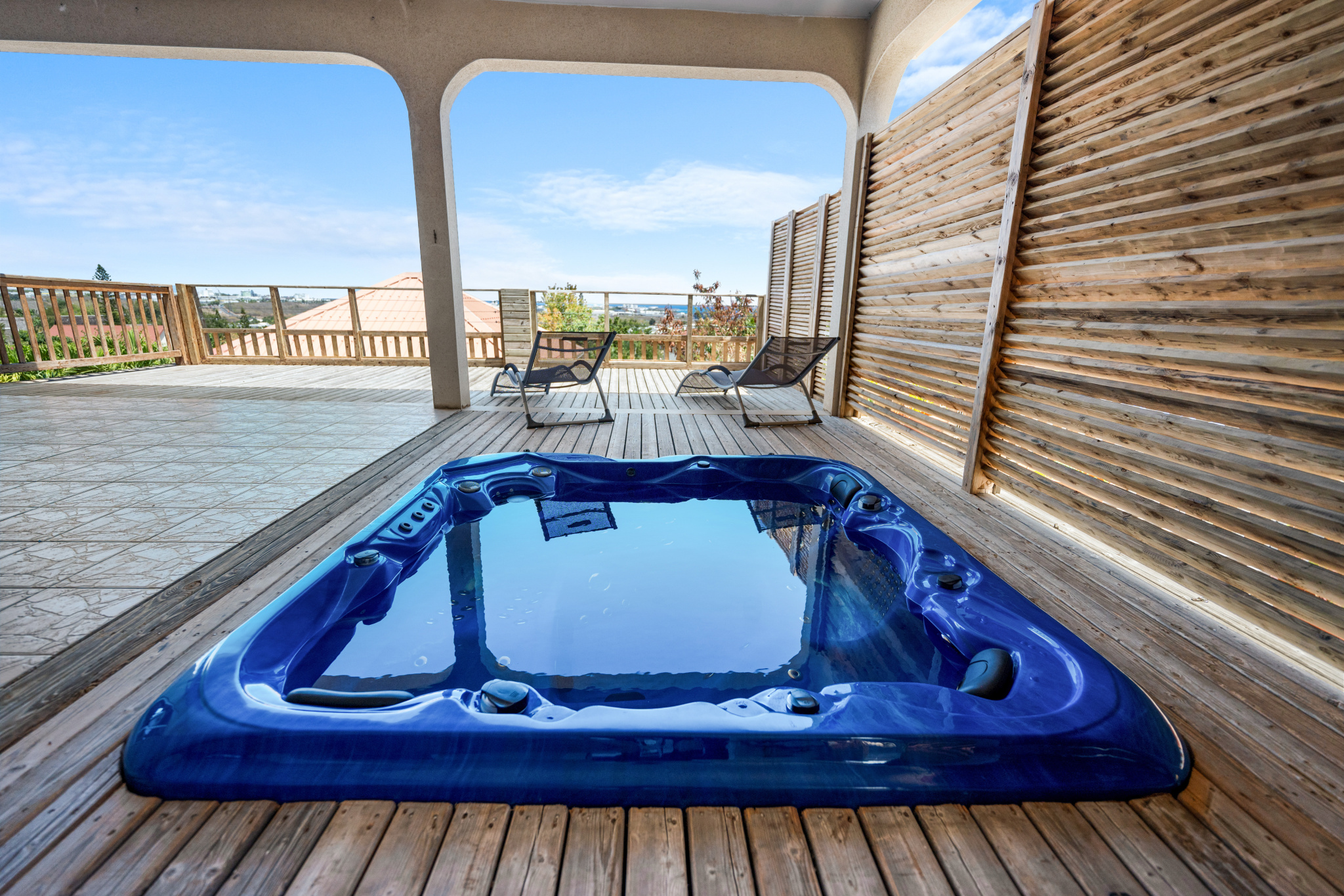 LA POSSESSION (BOEUF MORT) - VILLA 7 PIECES VUE MER