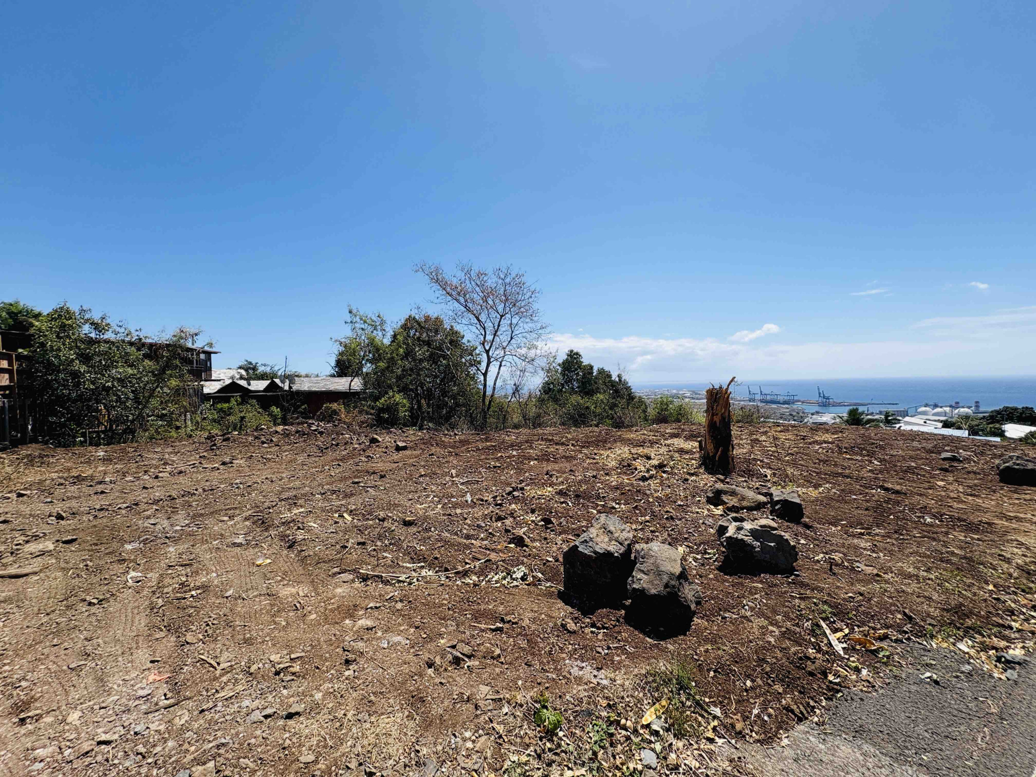 EXCLUSIVITE A LA POSSESSION (BOEUF MORT) -  5 PARCELLES DE TERRAIN À BÂTIR AVEC VUE MER