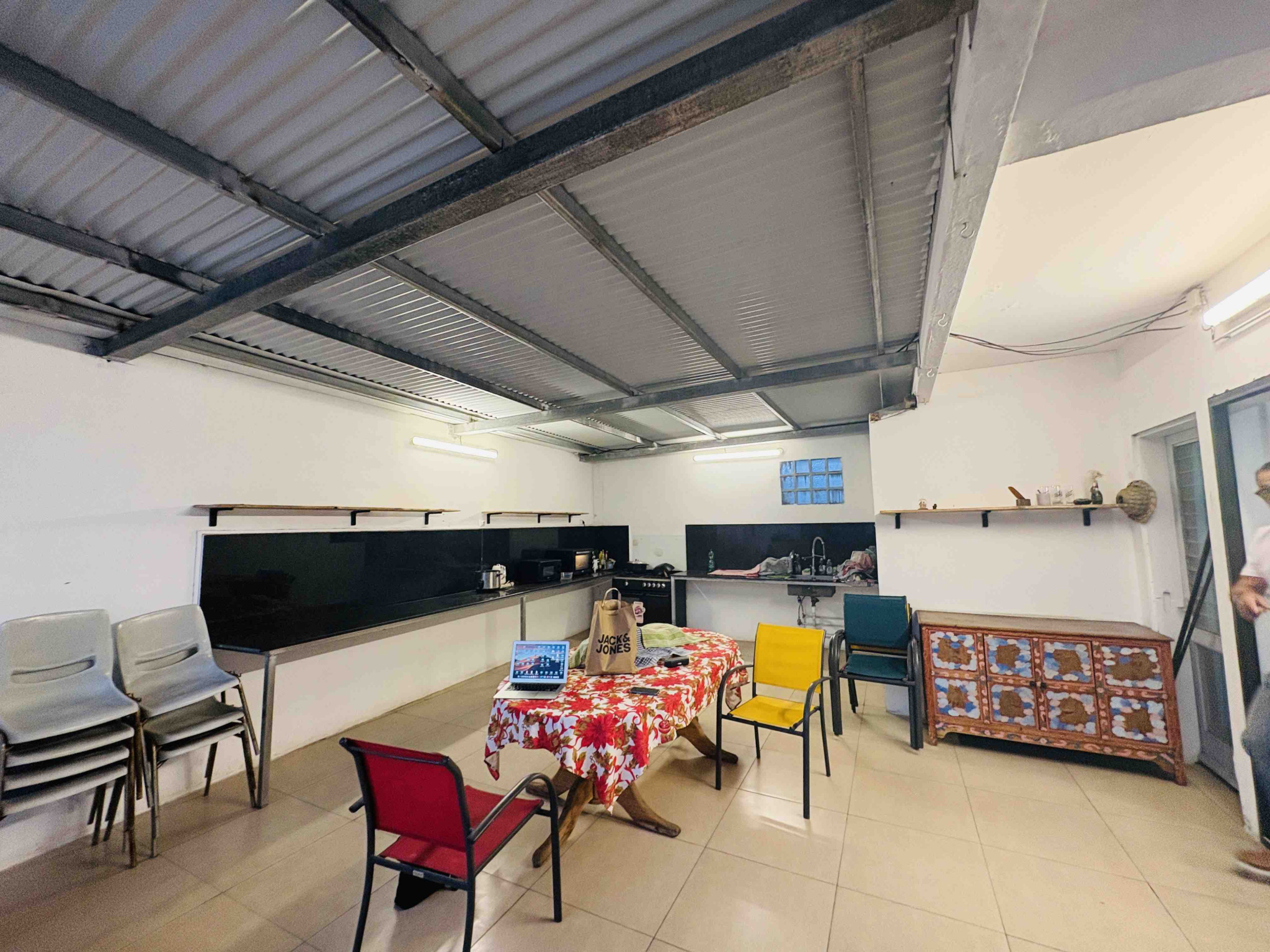 LE PORT (CENTRE VILLE) - EXCLUSIVITE MAISON T5/6 TYPE SATEC