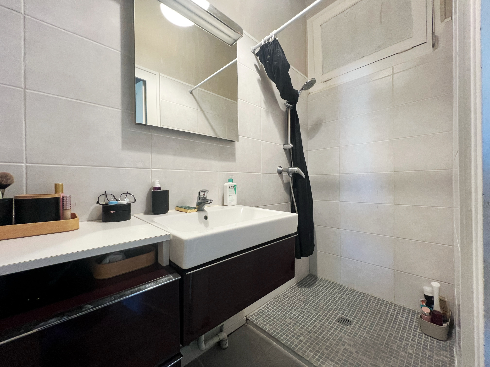 NIORT (CENTRE VILLE) - MAISON T3 AVEC JARDIN