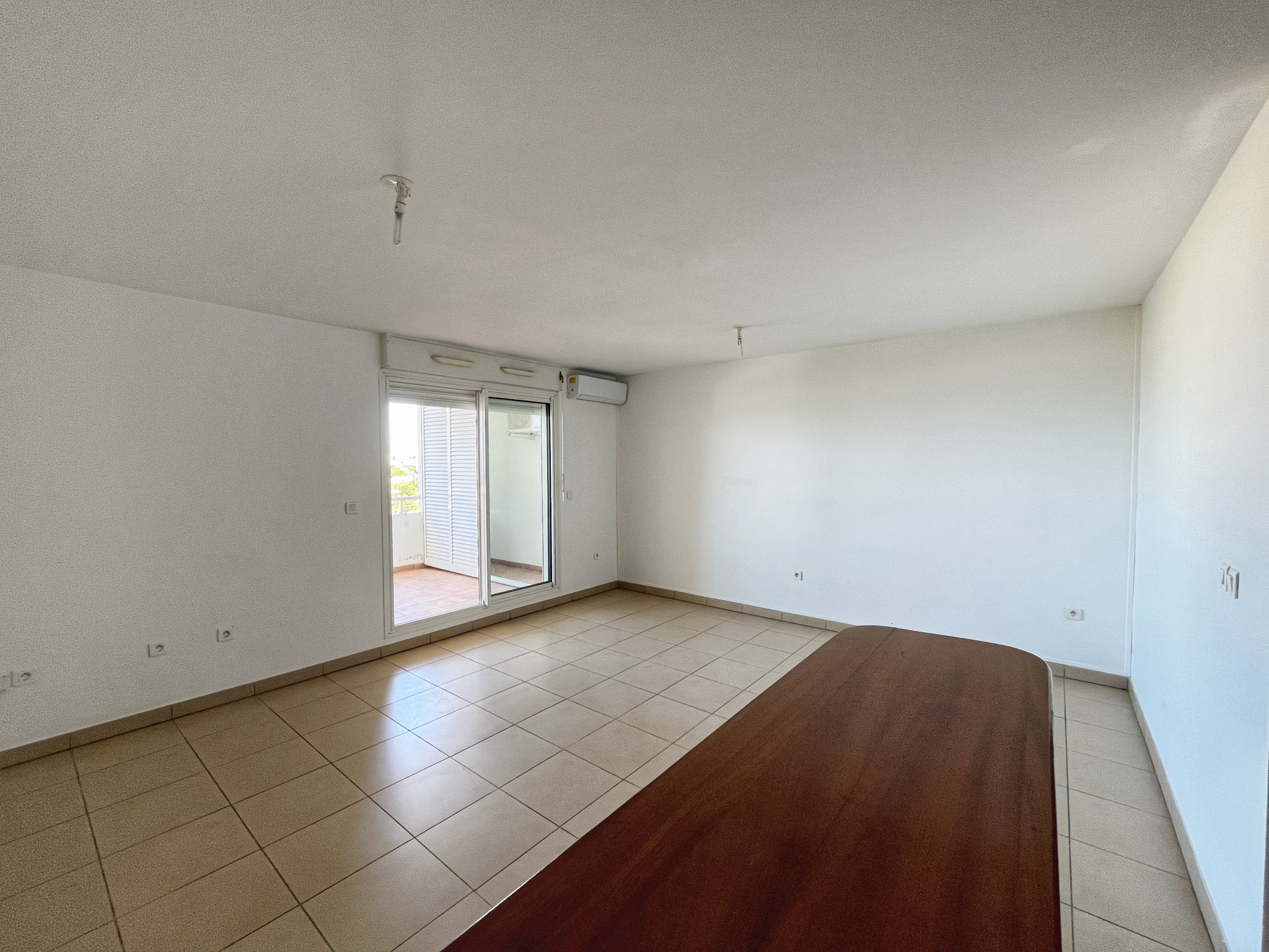 GRAND STUDIO - LIBRE - VUE MER - MONTGAILLARD