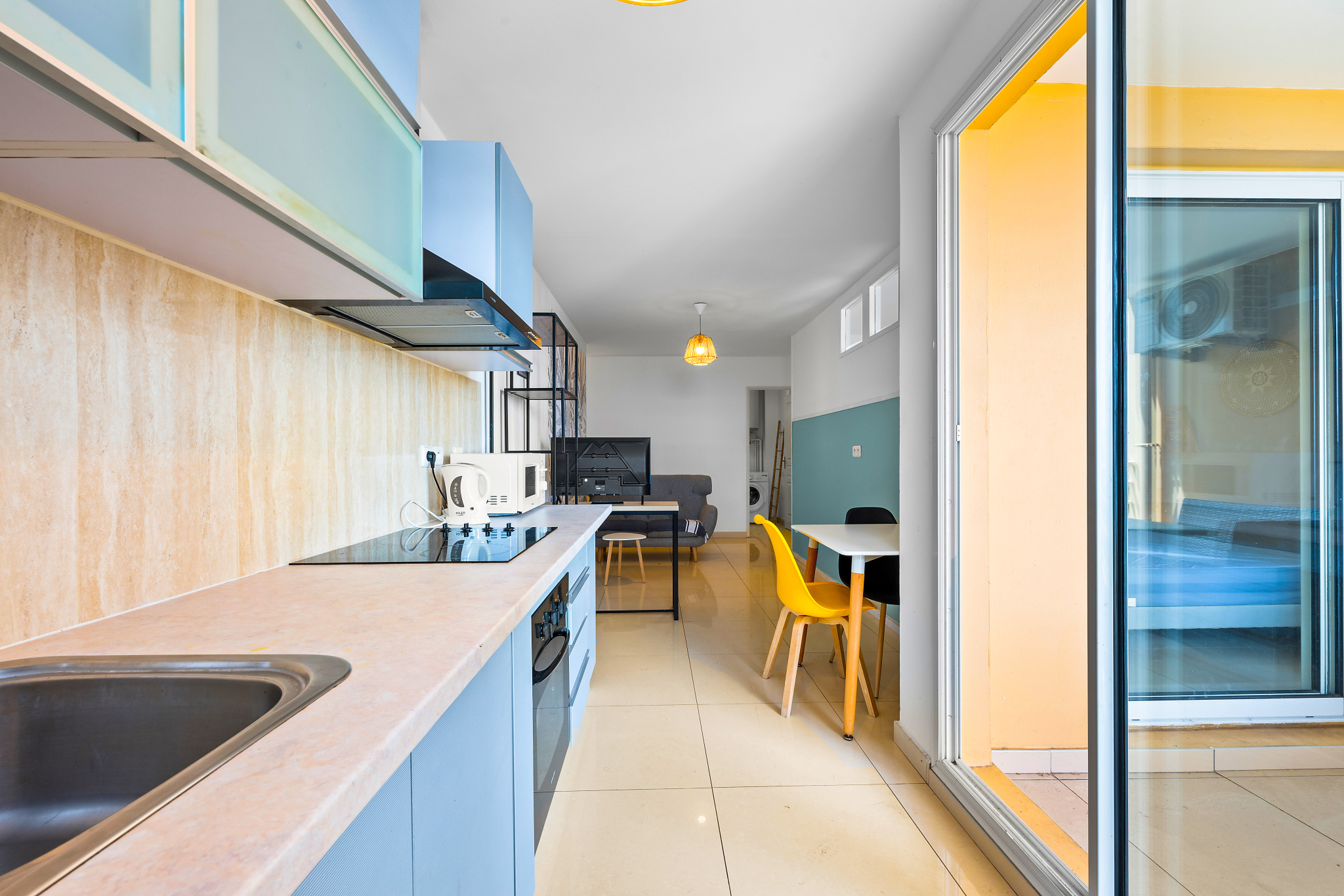 SAINTE CLOTILDE (BOIS DE NEFLES) - APPARTEMENT T2 LIBRE VUE MER