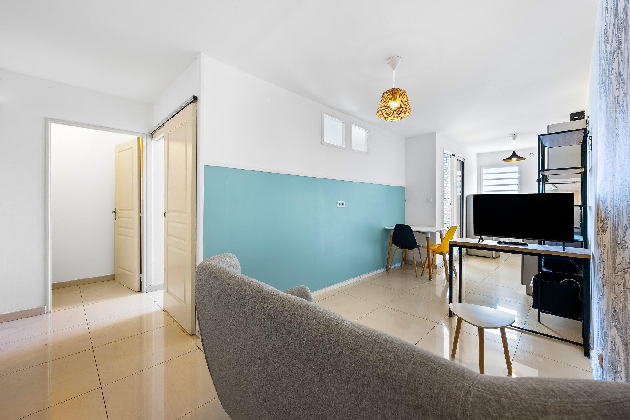 SAINTE CLOTILDE (BOIS DE NEFLES) - APPARTEMENT T2 LIBRE VUE MER