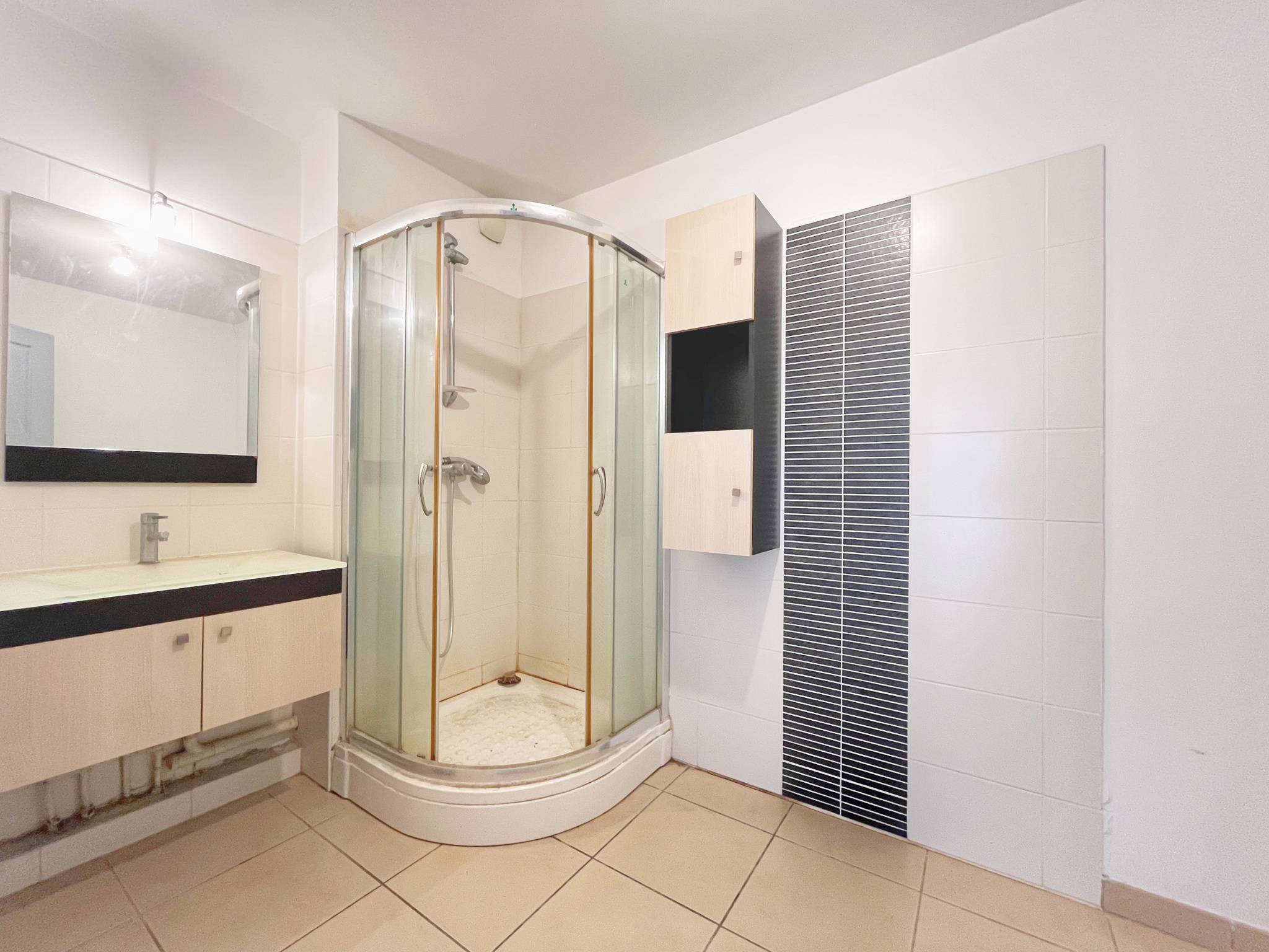 ST DENIS (MONTGAILLARD) - T2 LIBRE VUE MER