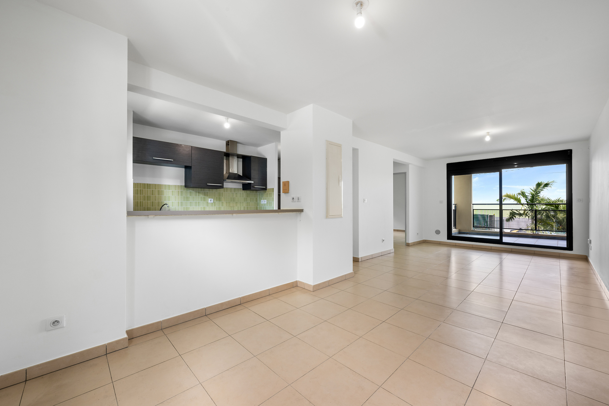 ST DENIS (BAS DE LA BRETAGNE) - APPARTEMENT LIBRE T3 - Résidence TEC TEC - BOX 2 Véhicules