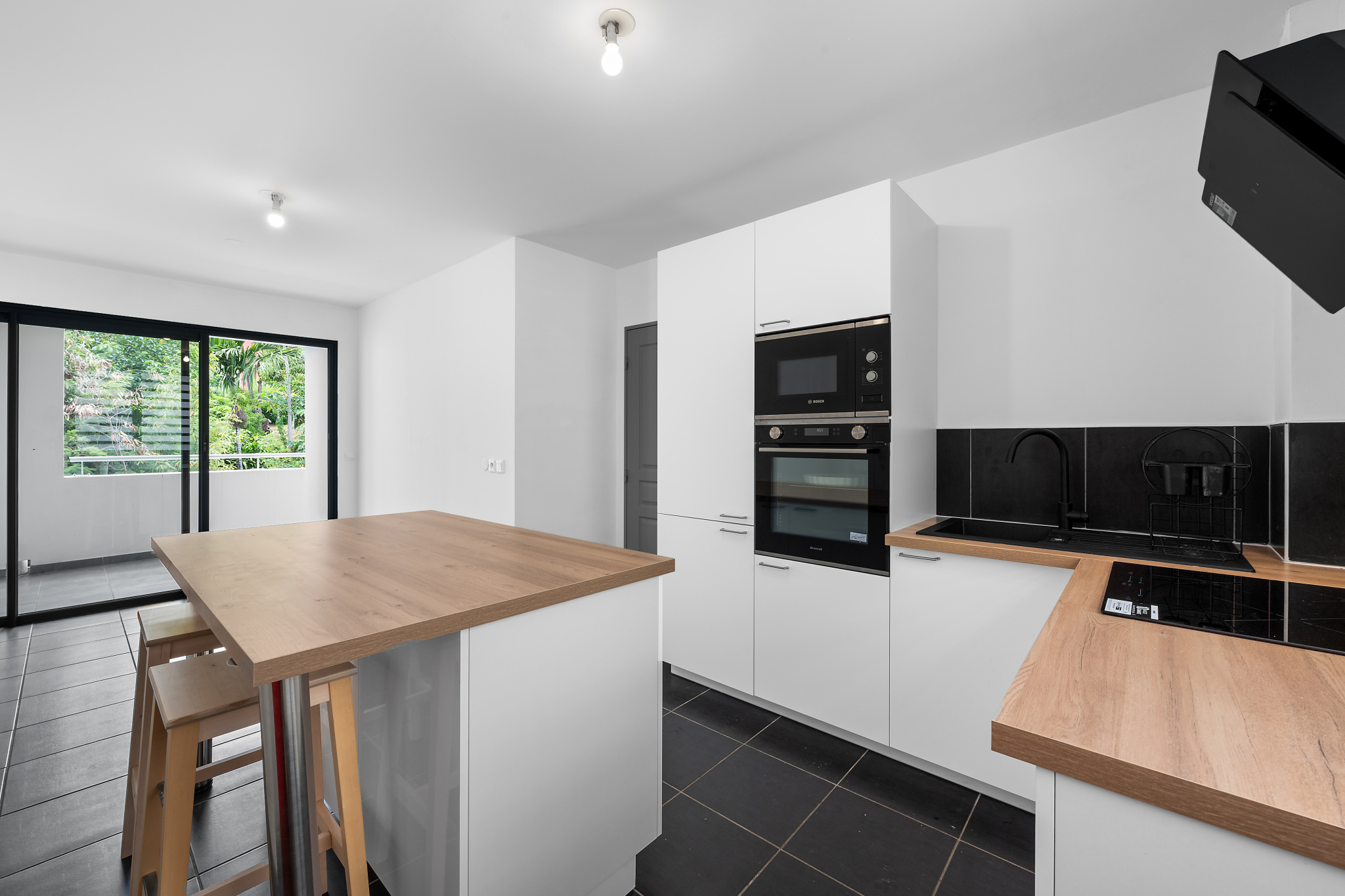 SAINT-DENIS (MONTGAILLARD)  - T2 SANS VIS-A-VIS LIBRE DE TOUTE OCCUPATION