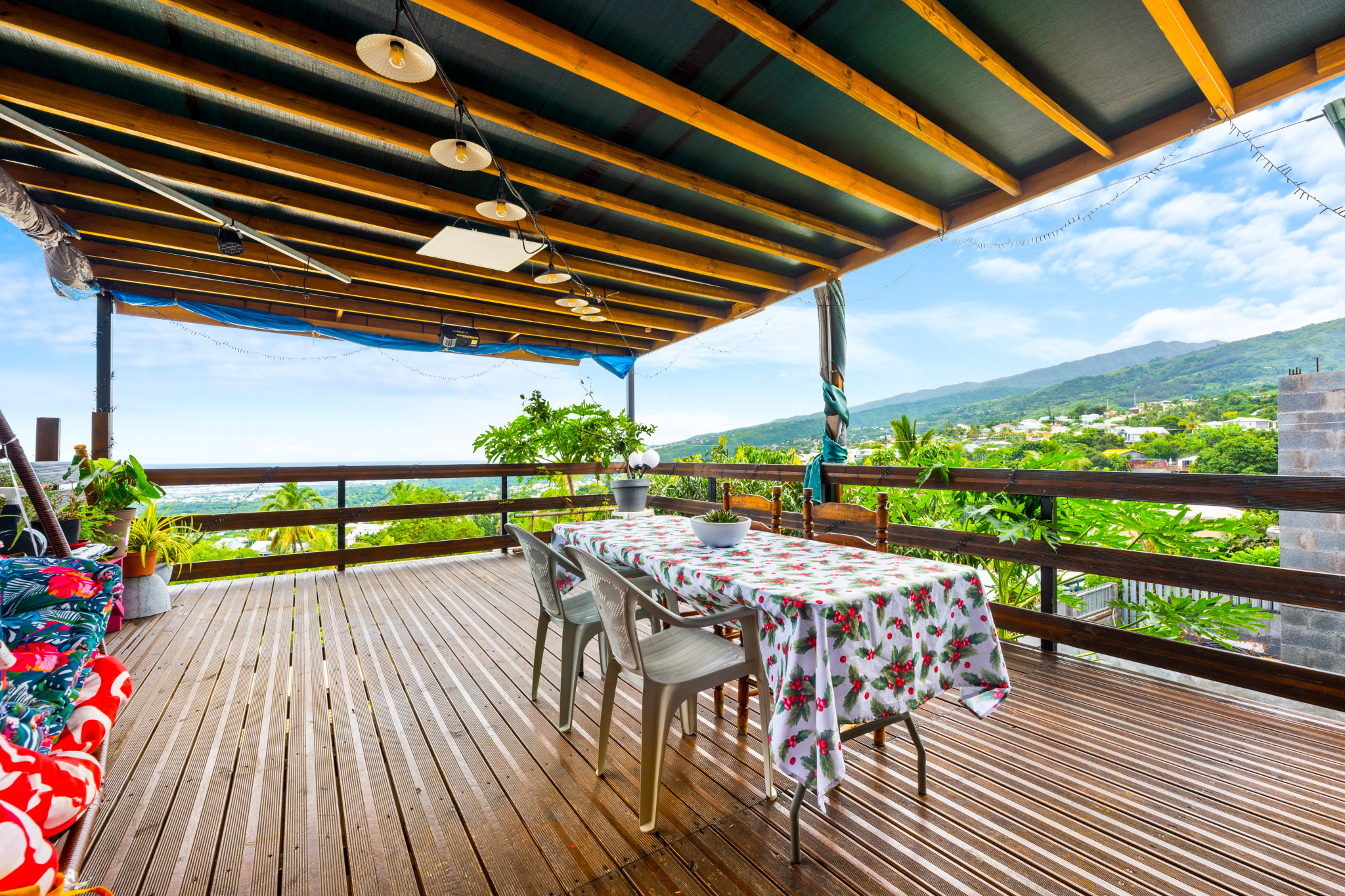 BOIS DE NEFLES ST PAUL - MAISON T6 223m2 SURFACE UTILE