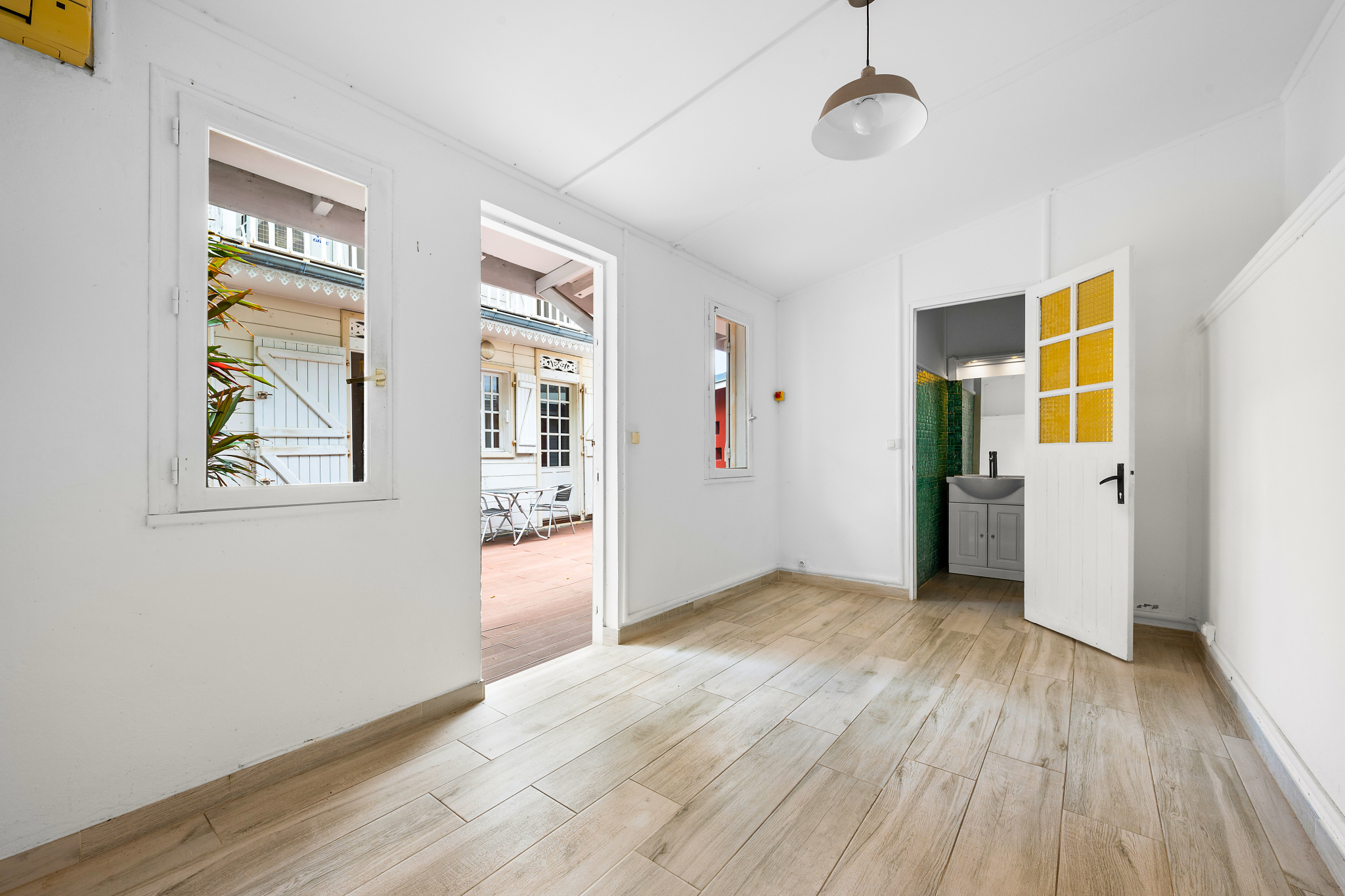 SAINT DENIS (CARRÉ D'OR) - MAISON CRÉOLE COUP DE COEUR