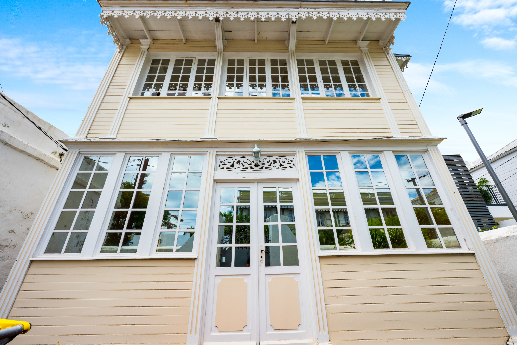 SAINT DENIS (CARRÉ D'OR) - MAISON CRÉOLE COUP DE COEUR