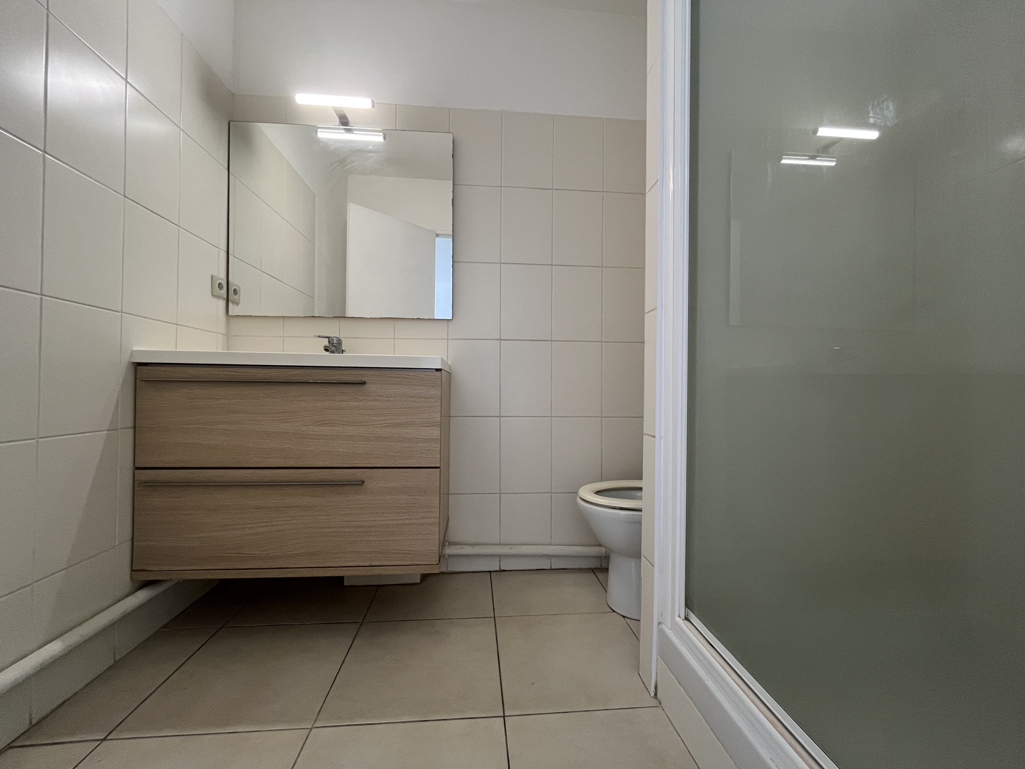 T2 LIBRE - Proche FAC - Vue mer - dernier étage