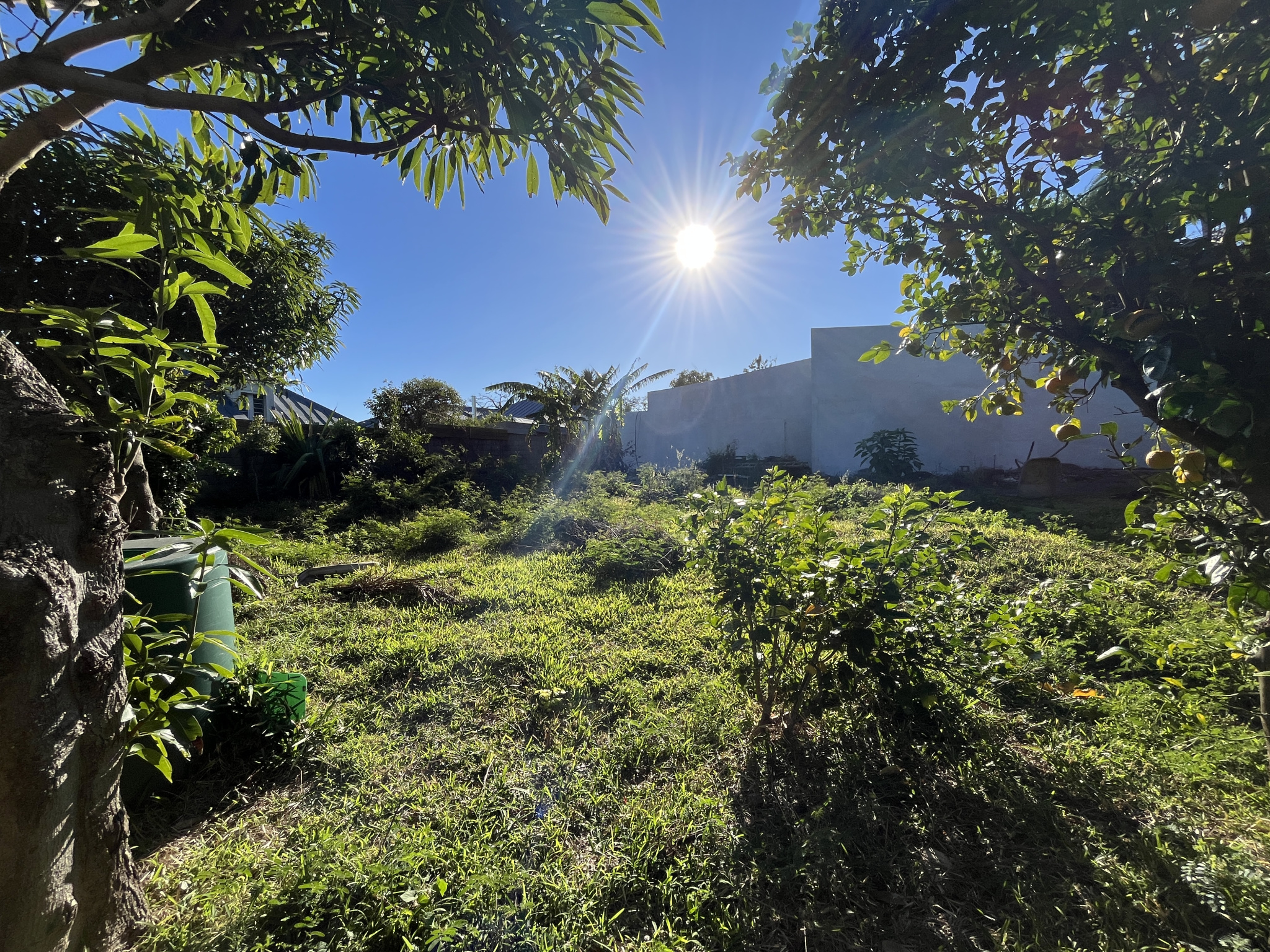 LA MONTAGNE - TERRAIN ENTIÈREMENT PLAT