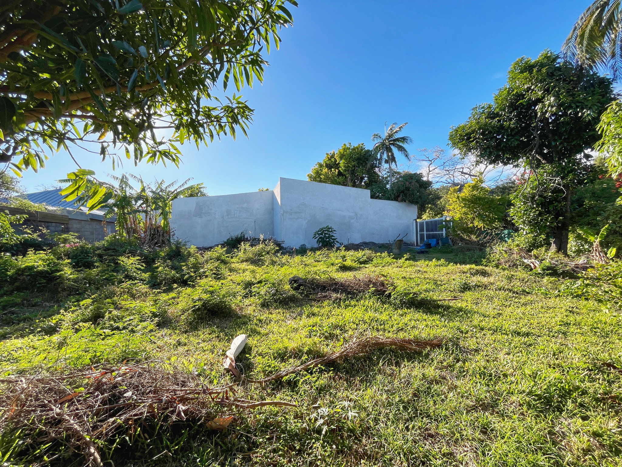 LA MONTAGNE - TERRAIN ENTIÈREMENT PLAT