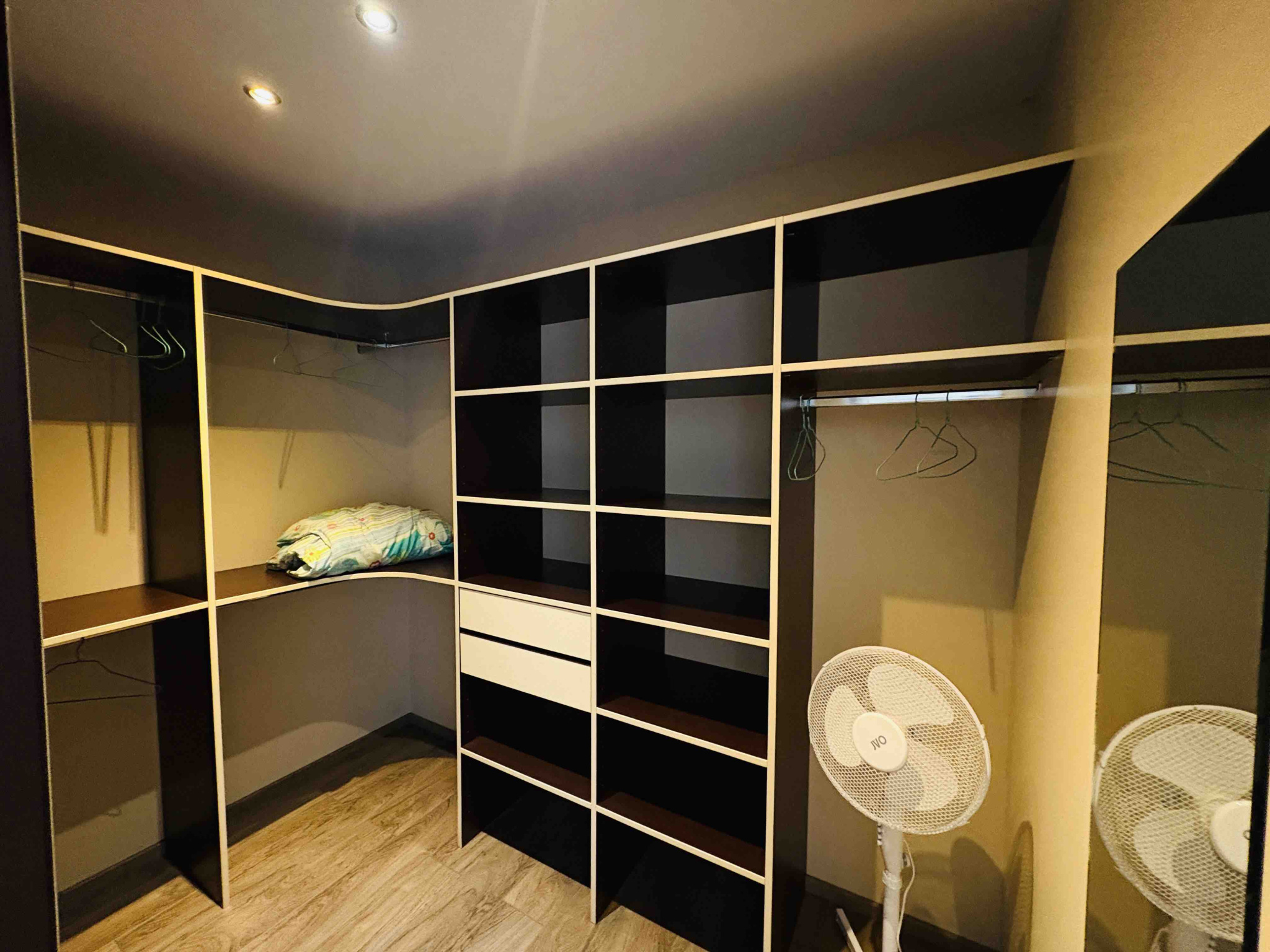 MAISON T4 117 m2 AVEC PISCINE A LA POSSESSION (QUARTIER RAVINE A MALHEUR)