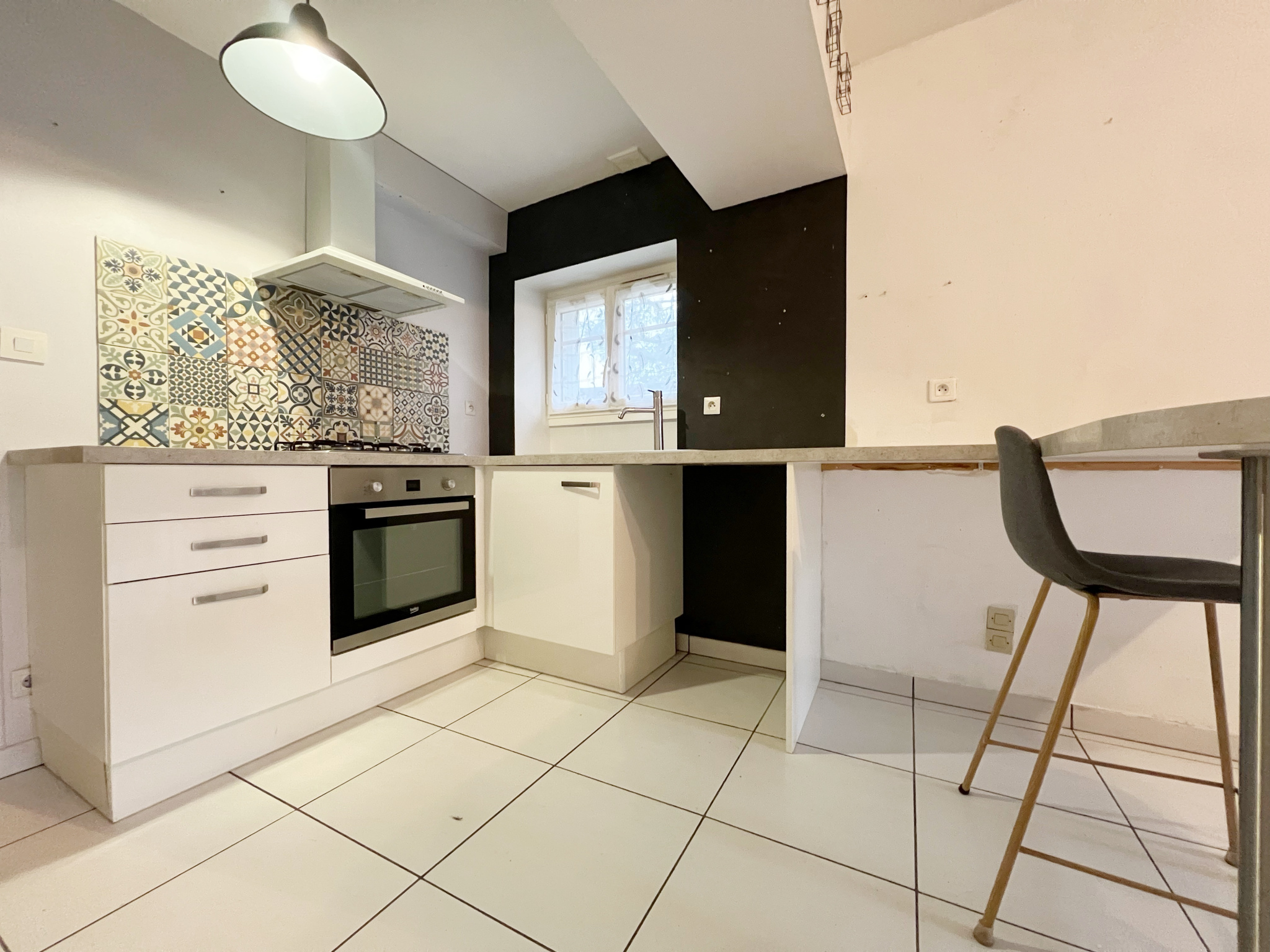 MAISON DE VILLE  RUE DE RIBRAY - NIORT 3 CHAMBRES ET GARAGE