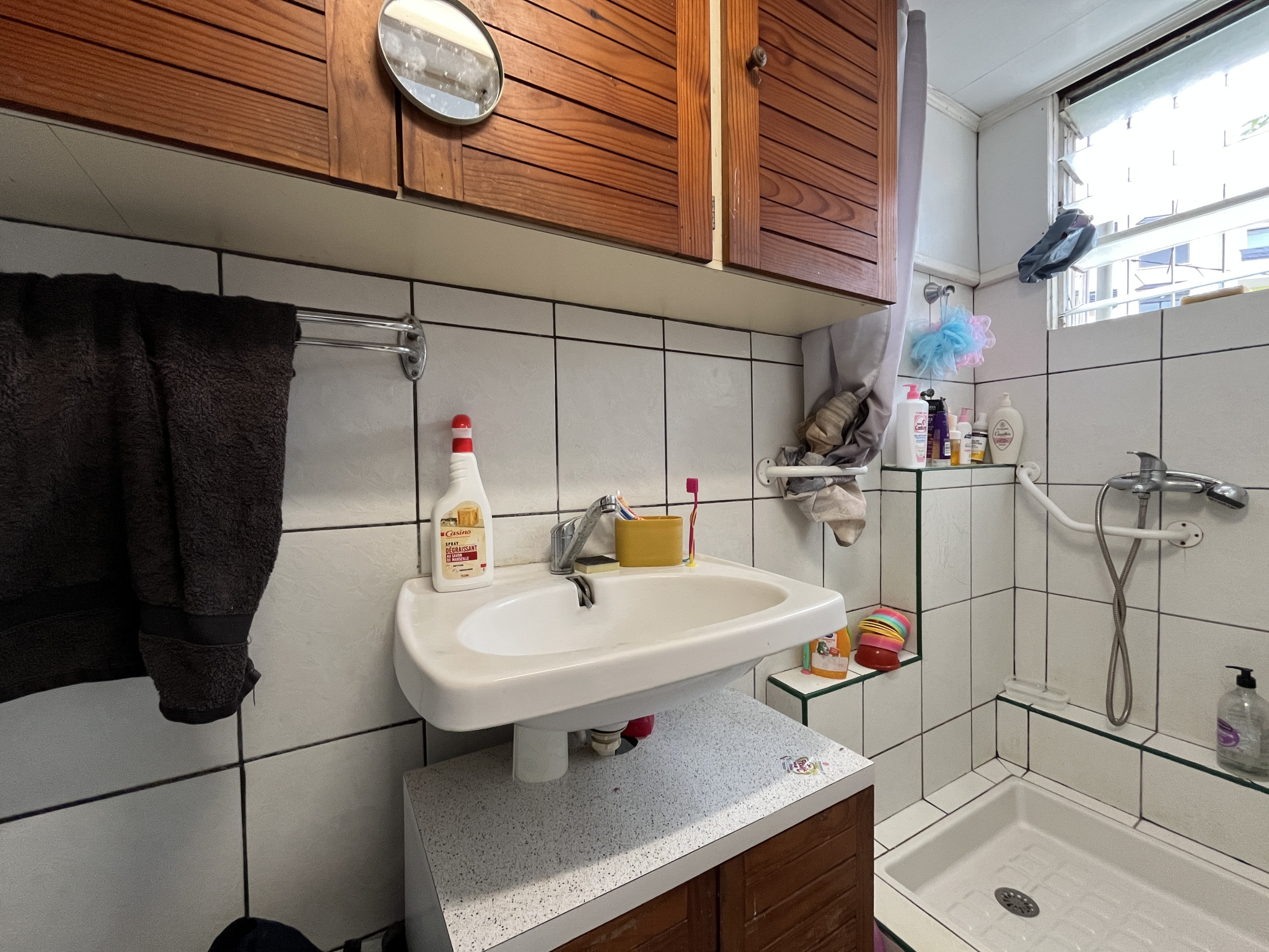 SAINT-DENIS - MAISON PROCHE CHU LOUEE