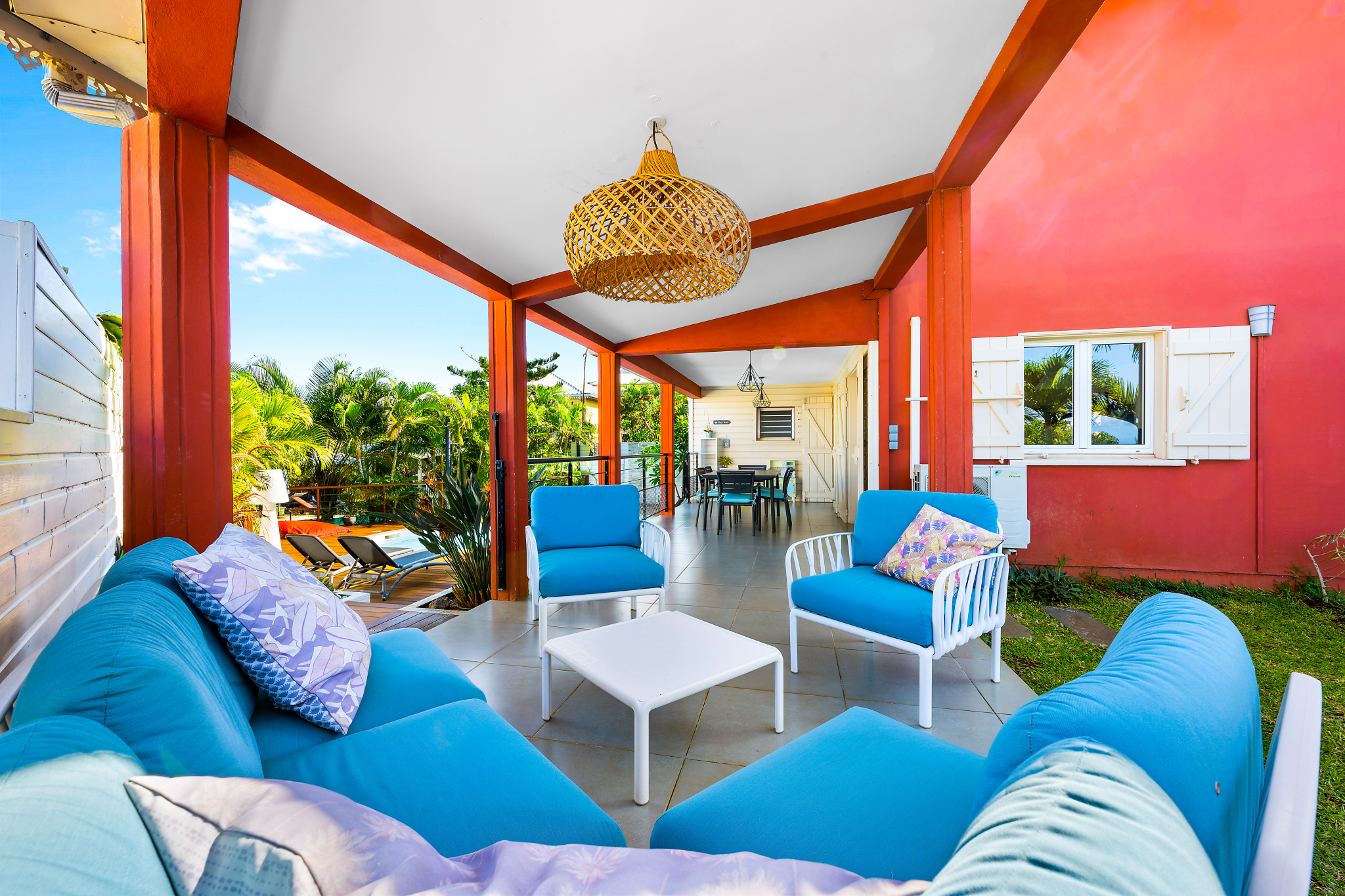 LA SALINE LES BAINS - RARE SUR LE SECTEUR VILLA T6 AVEC PISCINE