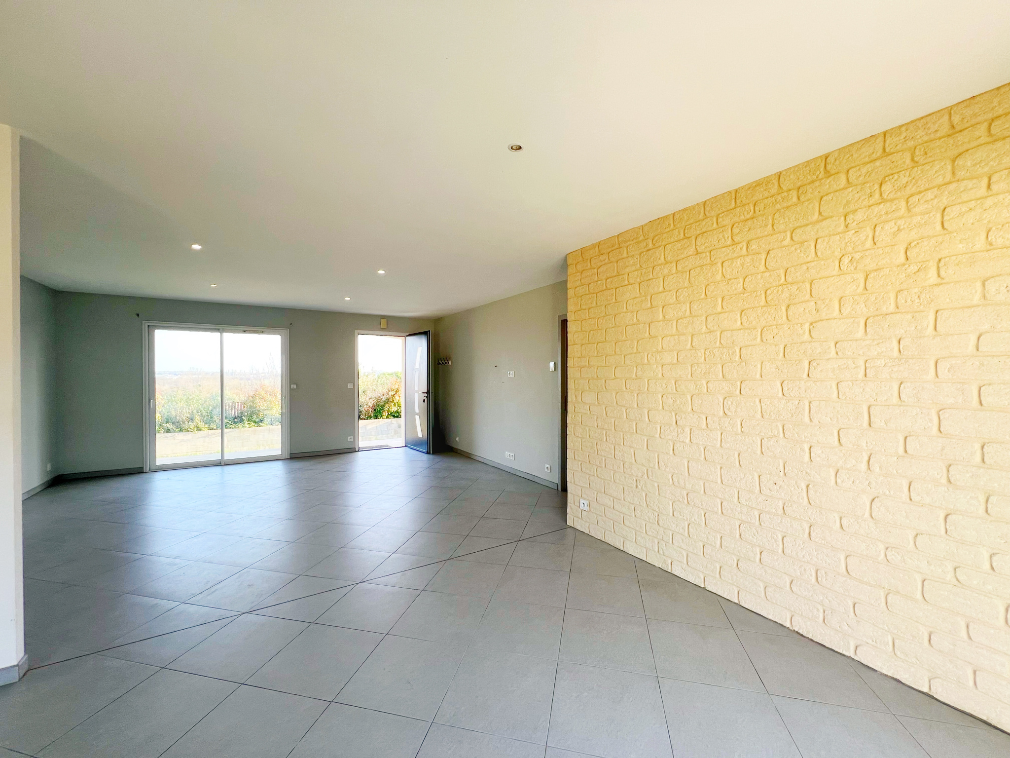 BESSINES - MAISON F4 PLAIN-PIED