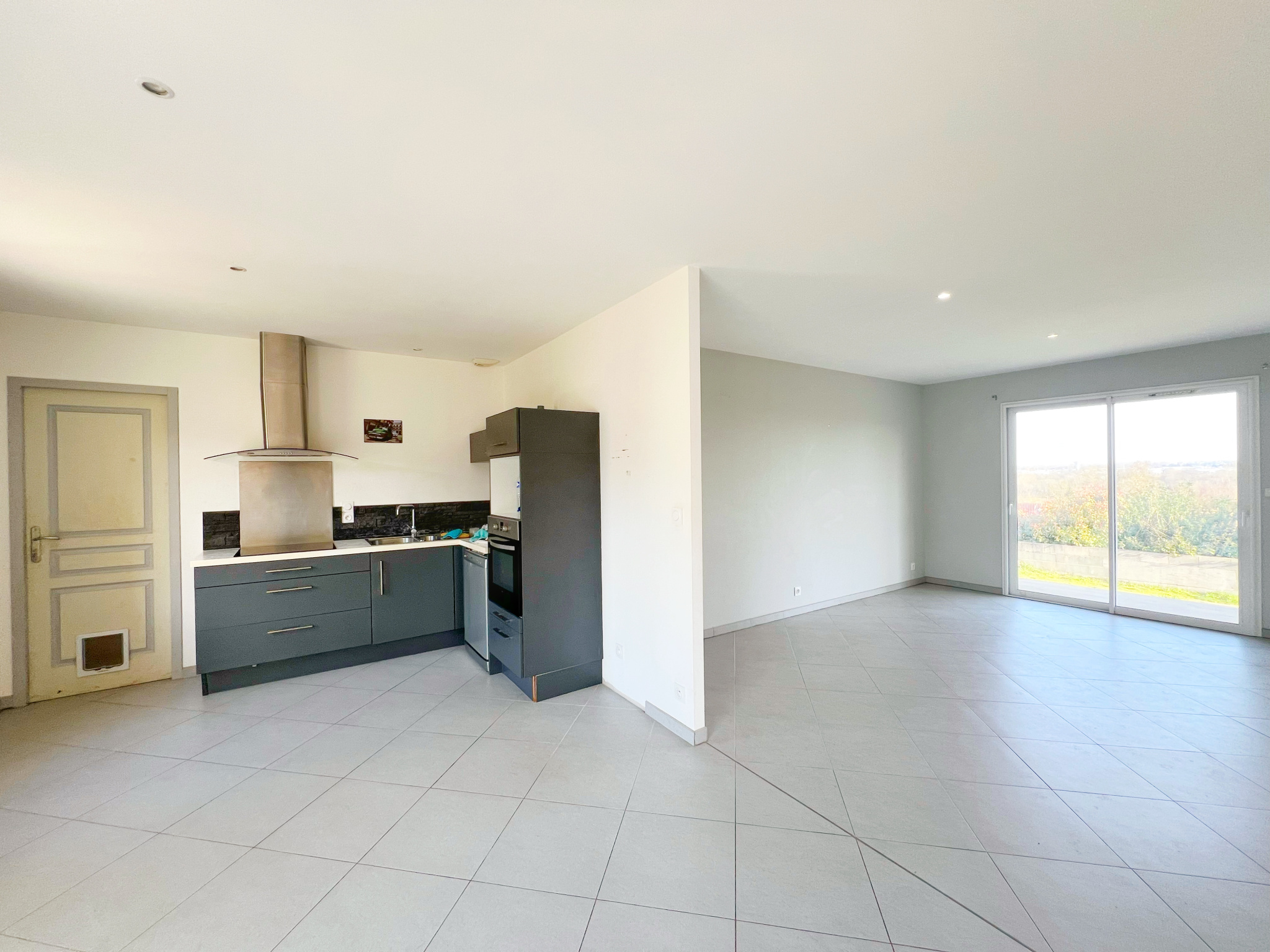 BESSINES - MAISON F4 PLAIN-PIED