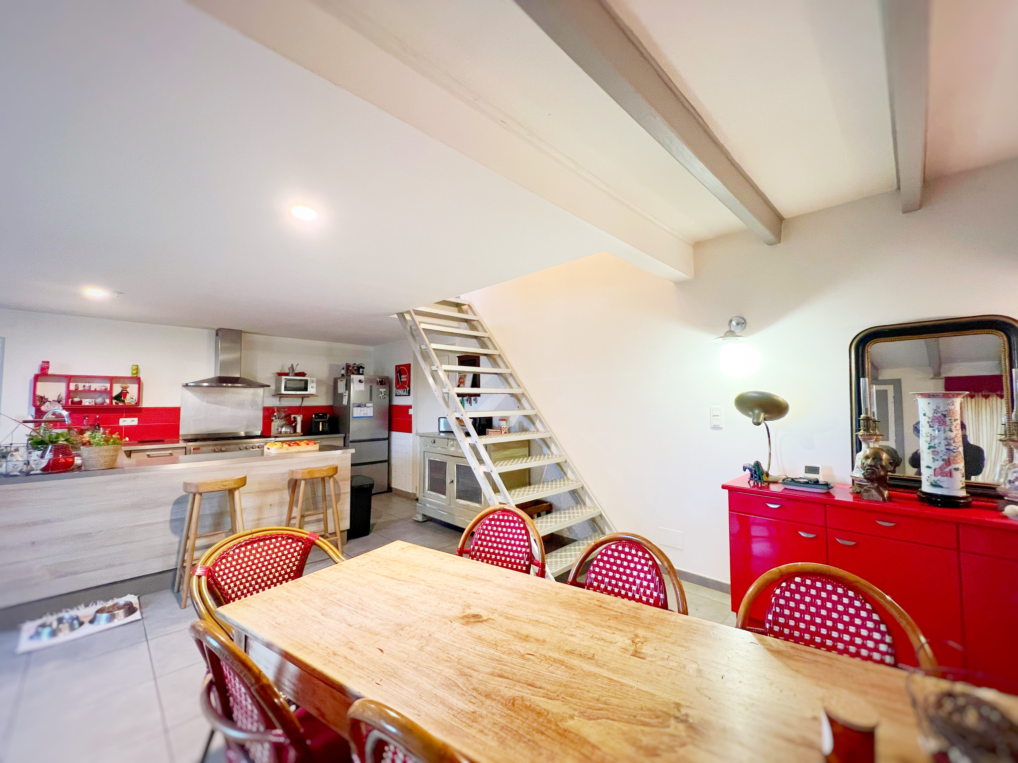 VOUHÉ - MAISON F5 AVEC PISCINE