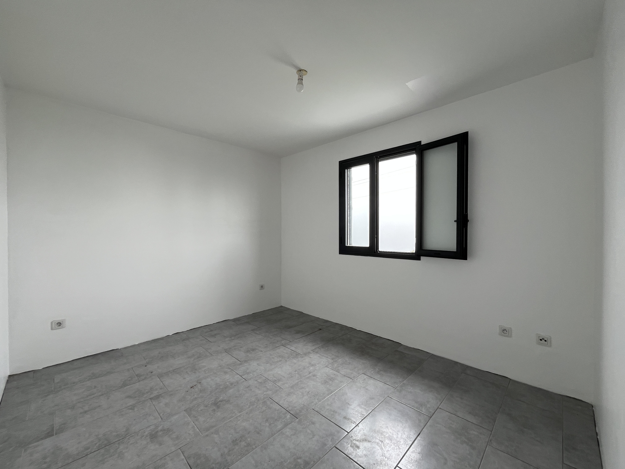 LA PLAINE DES CAFRES - MAISON T5 RÉCENTE (2019)