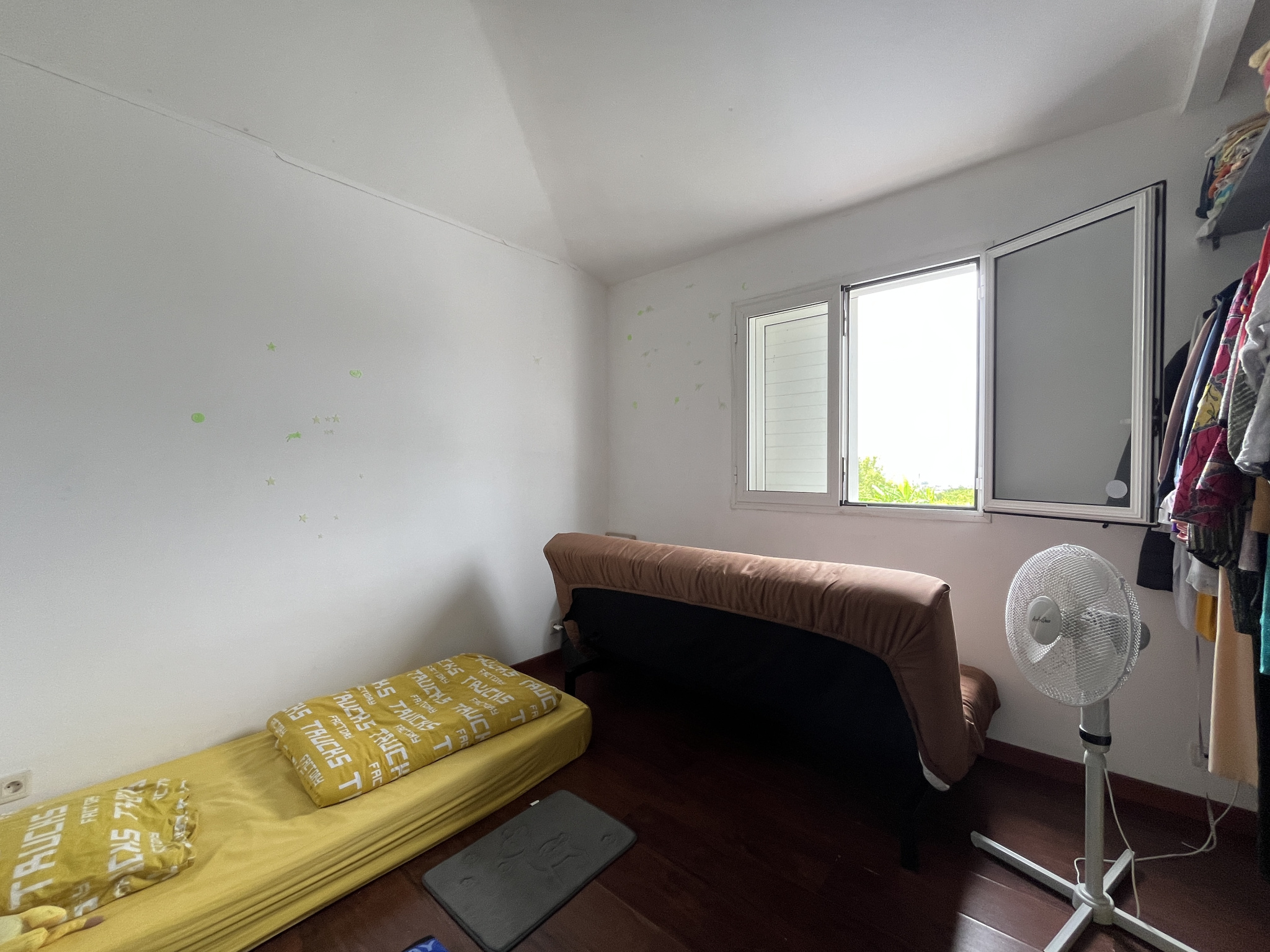 SAINT BENOIT (BRAS MADELEINE) - MAISON T4 LIBRE